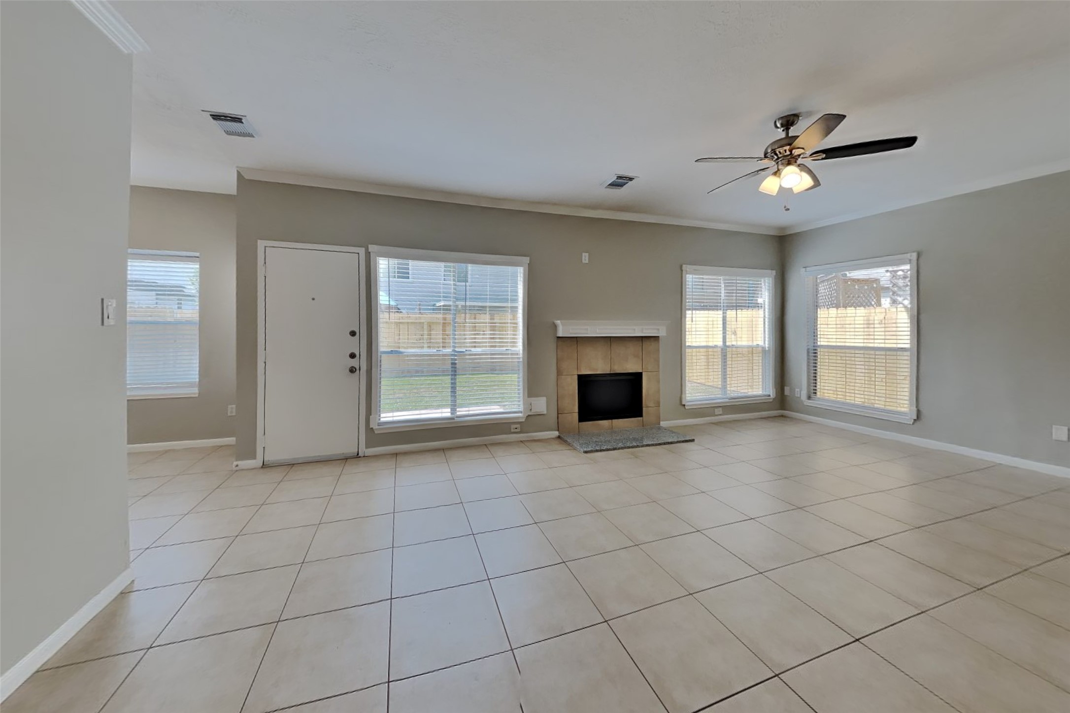 3215 Broken Bough Drive Property Photo 5