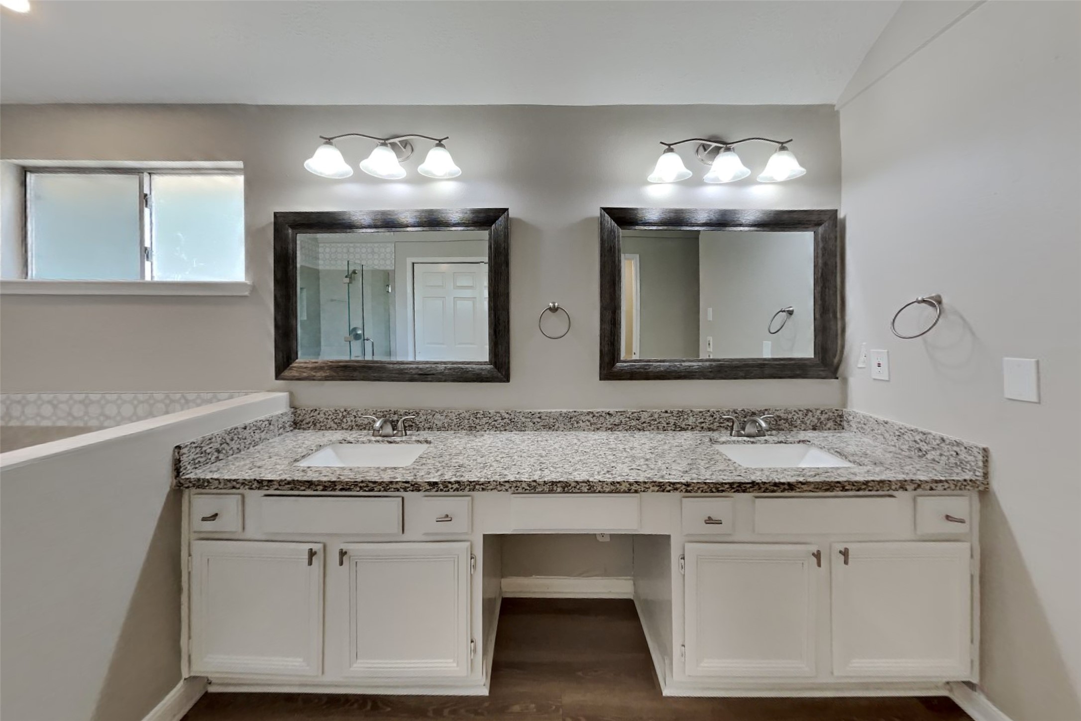 3215 Broken Bough Drive Property Photo 14
