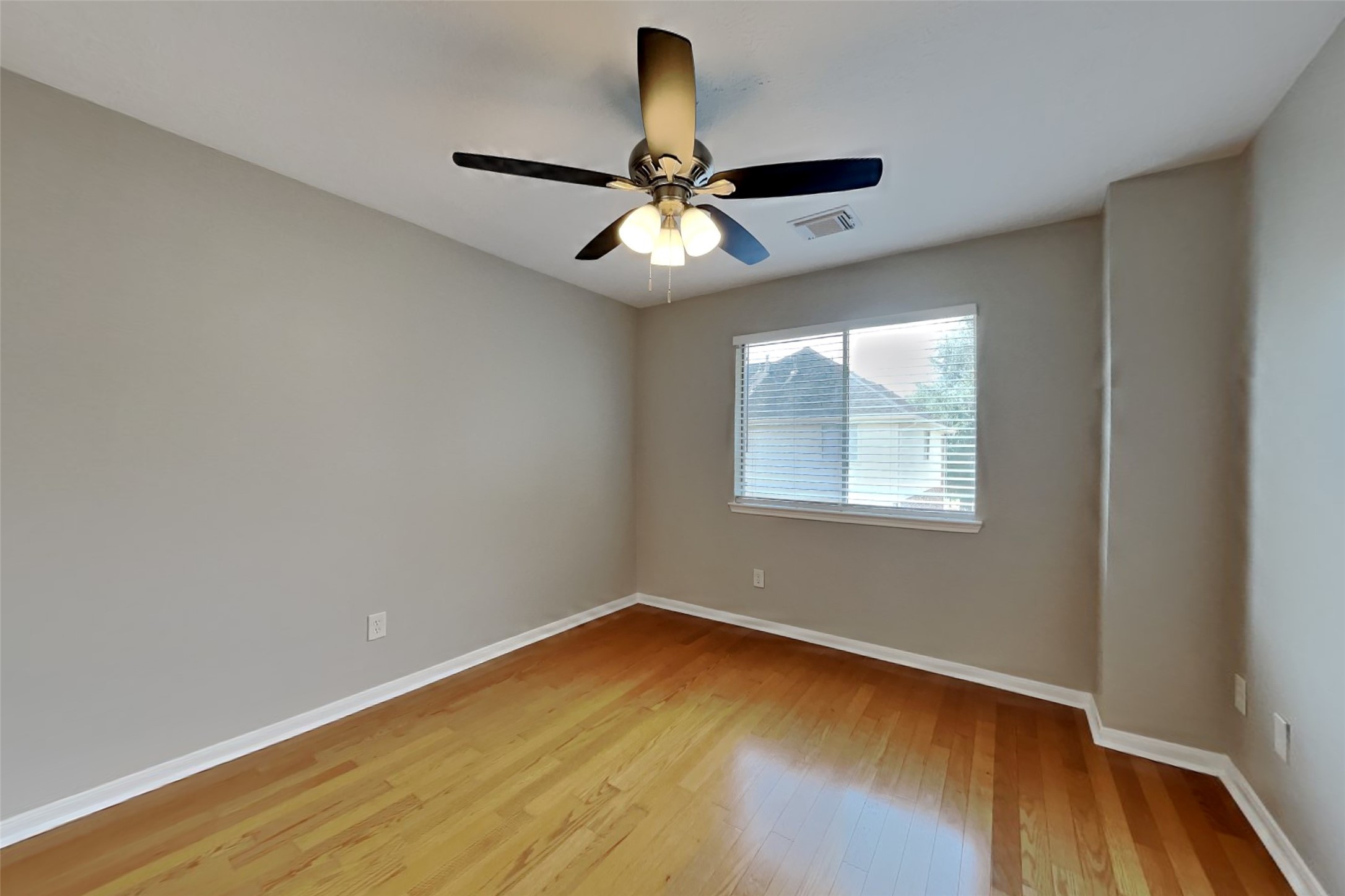 3215 Broken Bough Drive Property Photo 18