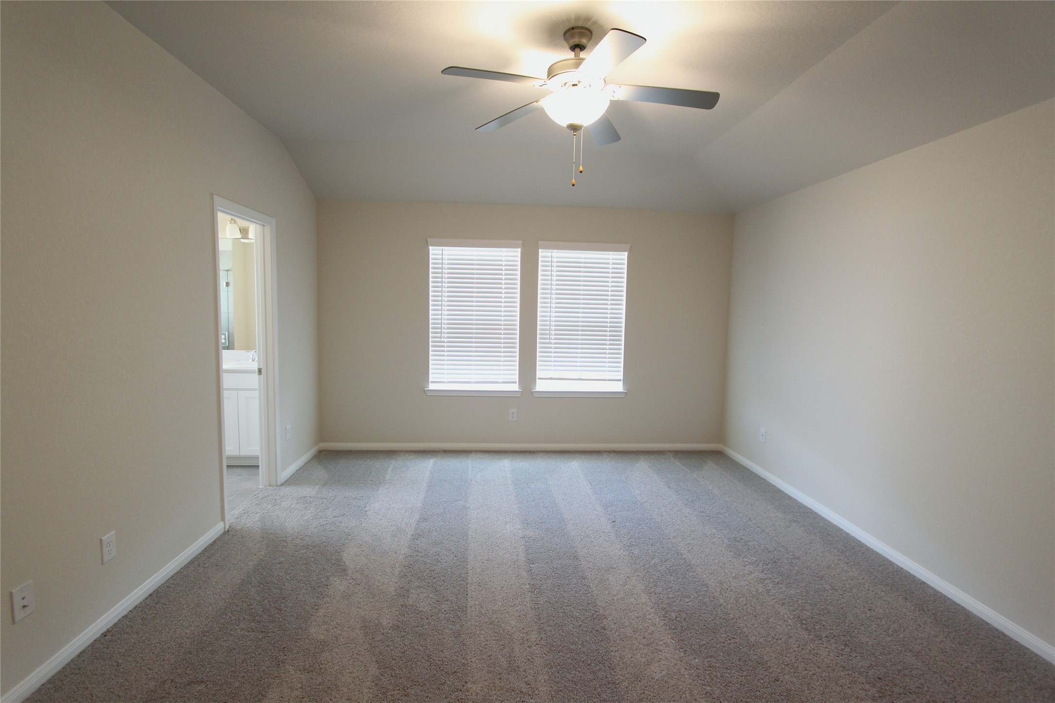 1226 Glendora Drive Property Photo 7