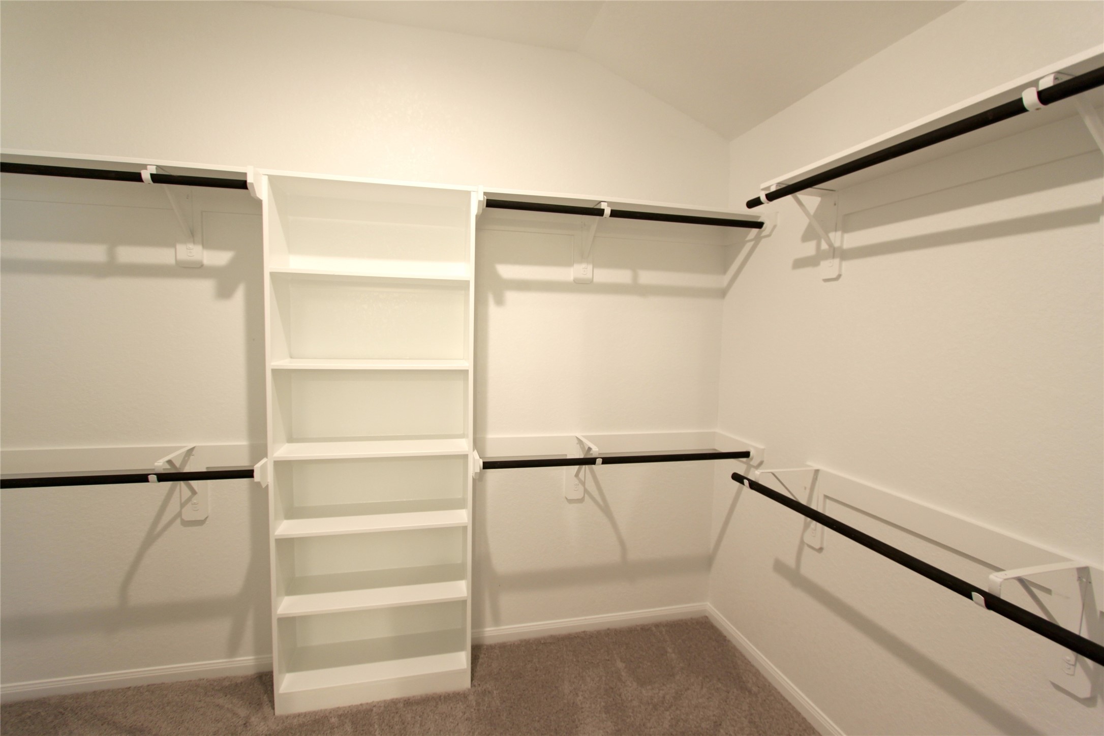 1226 Glendora Drive Property Photo 9