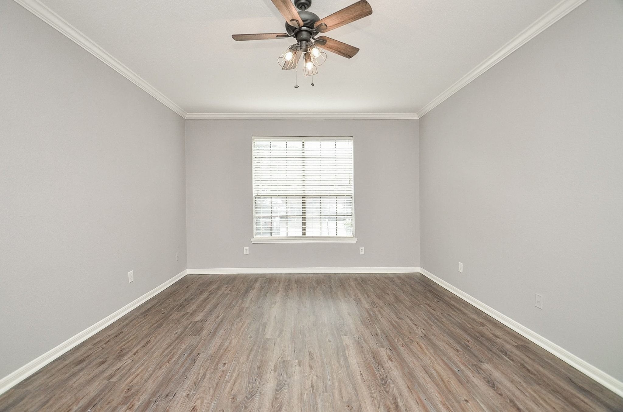 2255 Braeswood Park Drive 195 Property Photo 17
