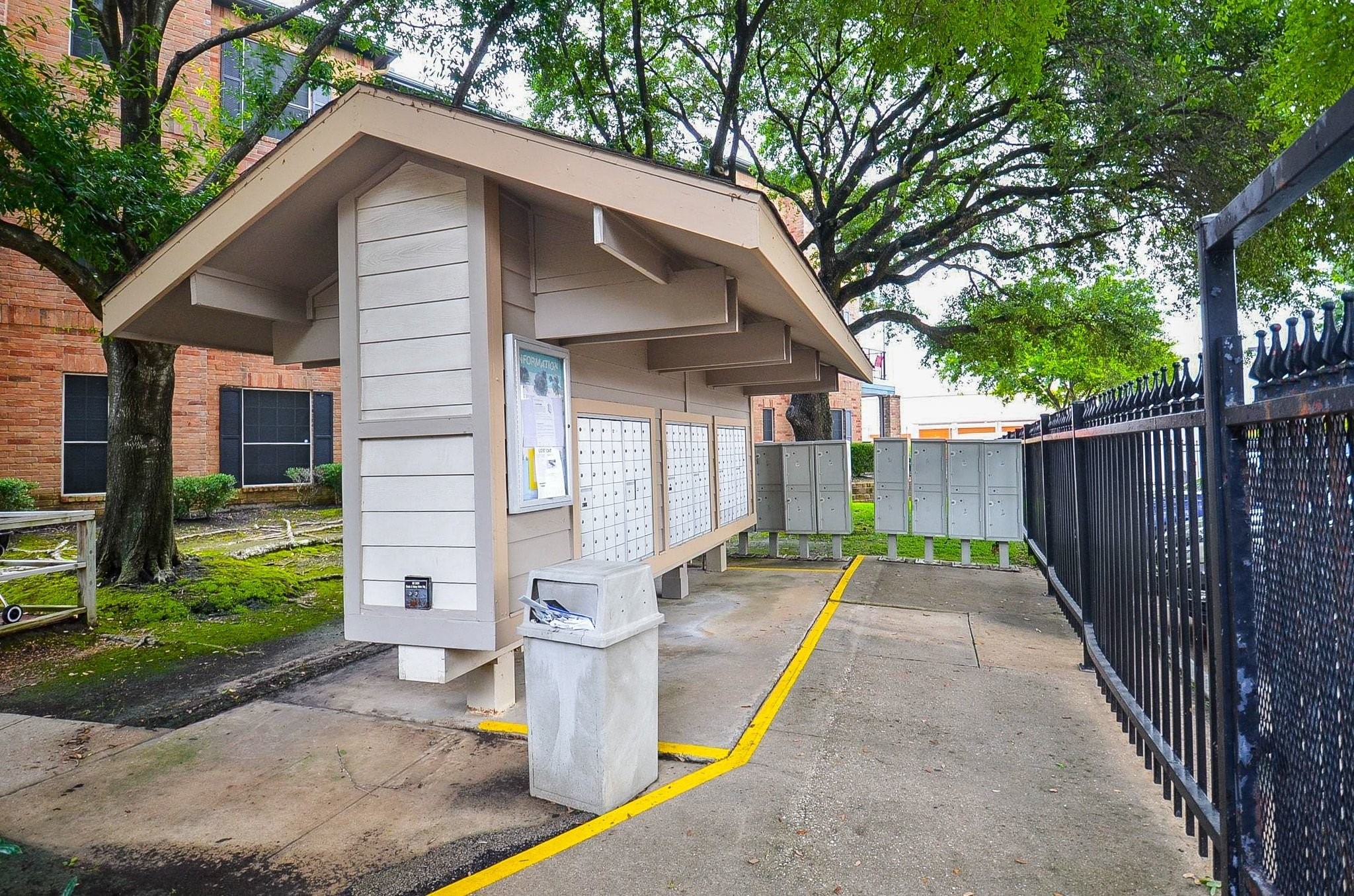 2255 Braeswood Park Drive 195 Property Photo 35