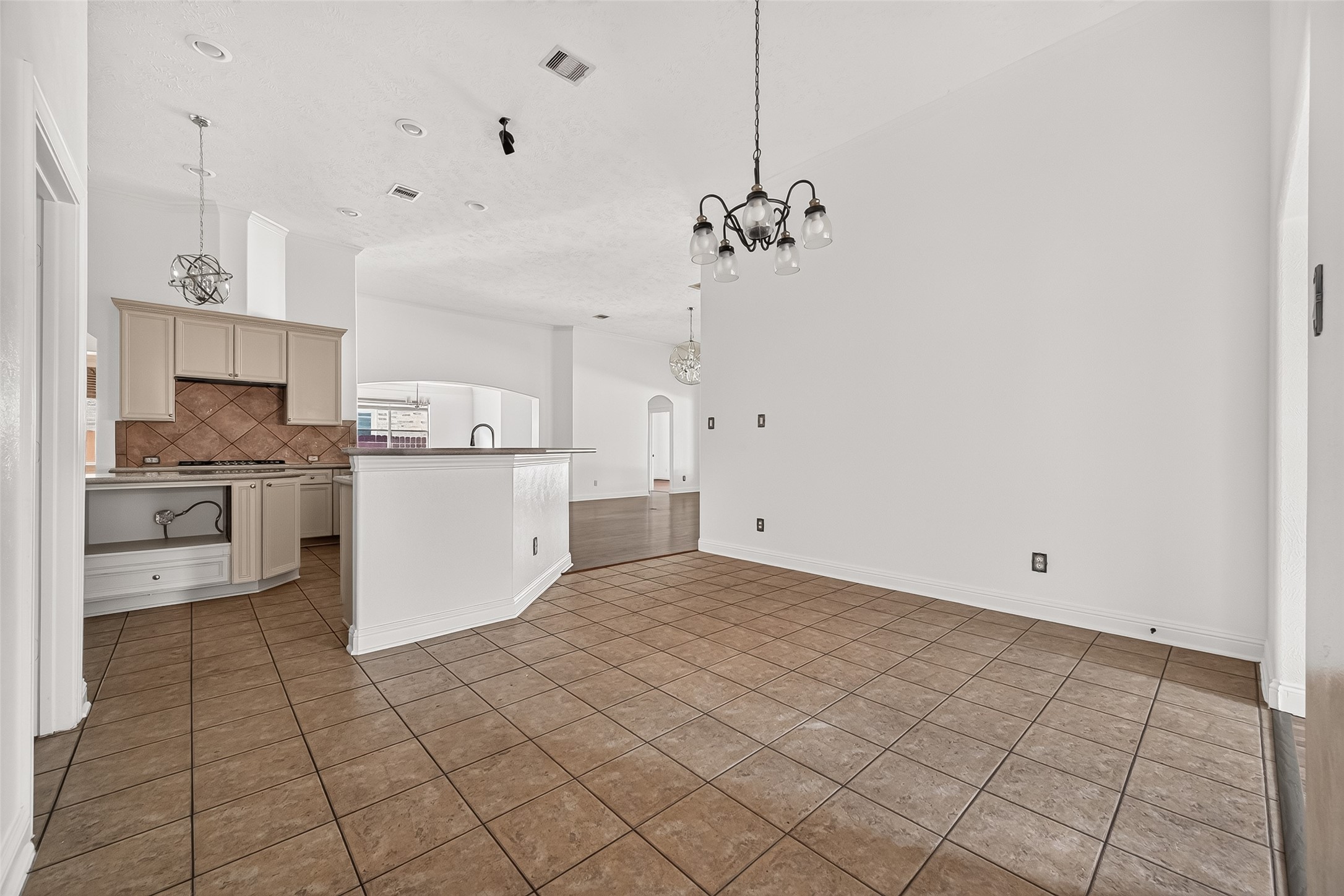 3831 Lakeridge Canyon Drive Property Photo 22
