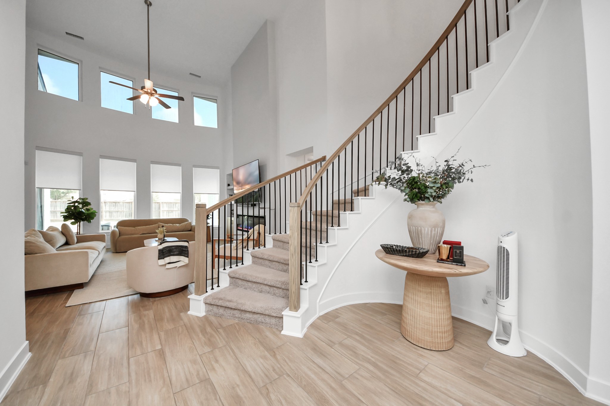 26022 Golden Dawn Trail Property Photo 44