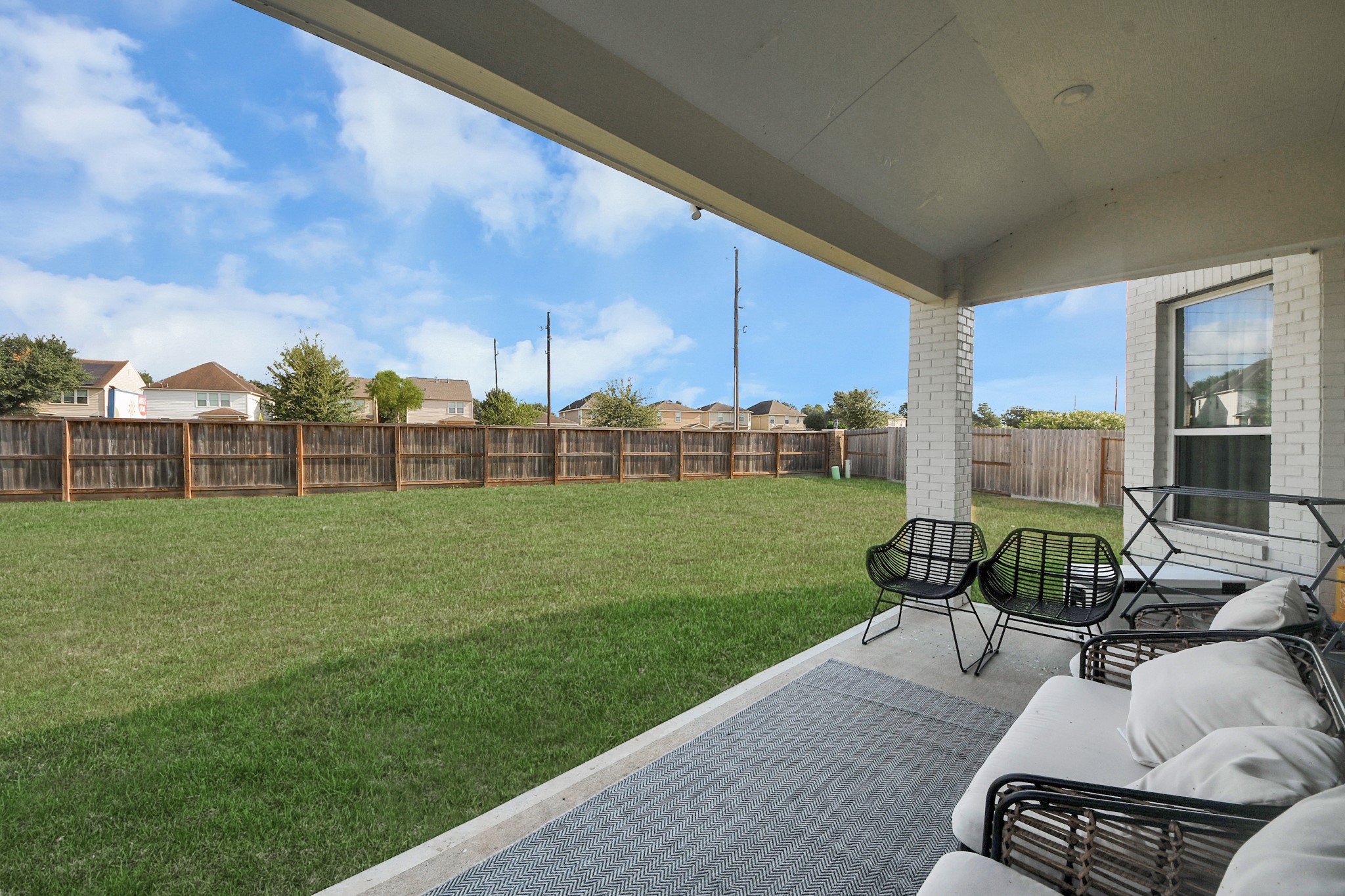 26022 Golden Dawn Trail Property Photo 47