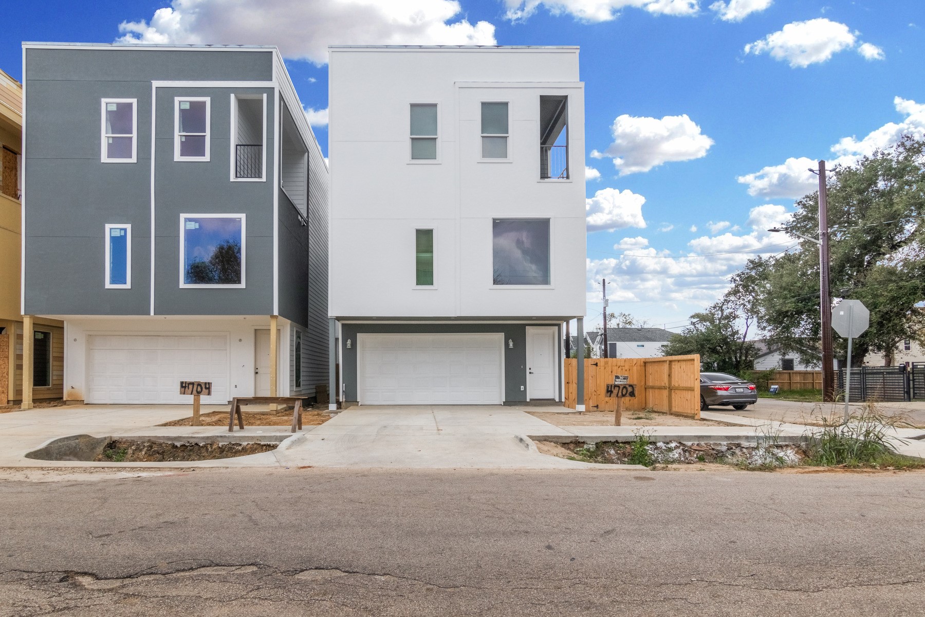 4702 Ward Property Photo 1