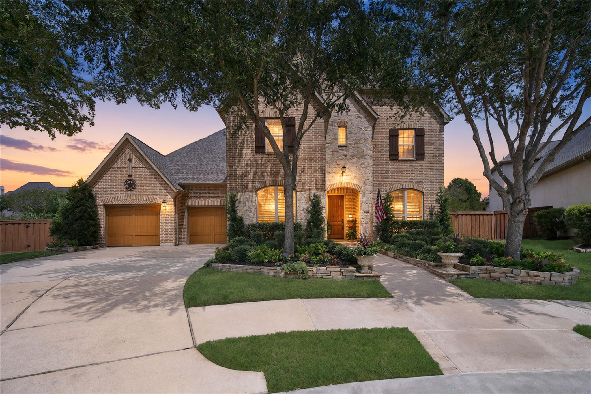 10602 Claythorne Court Property Photo 4