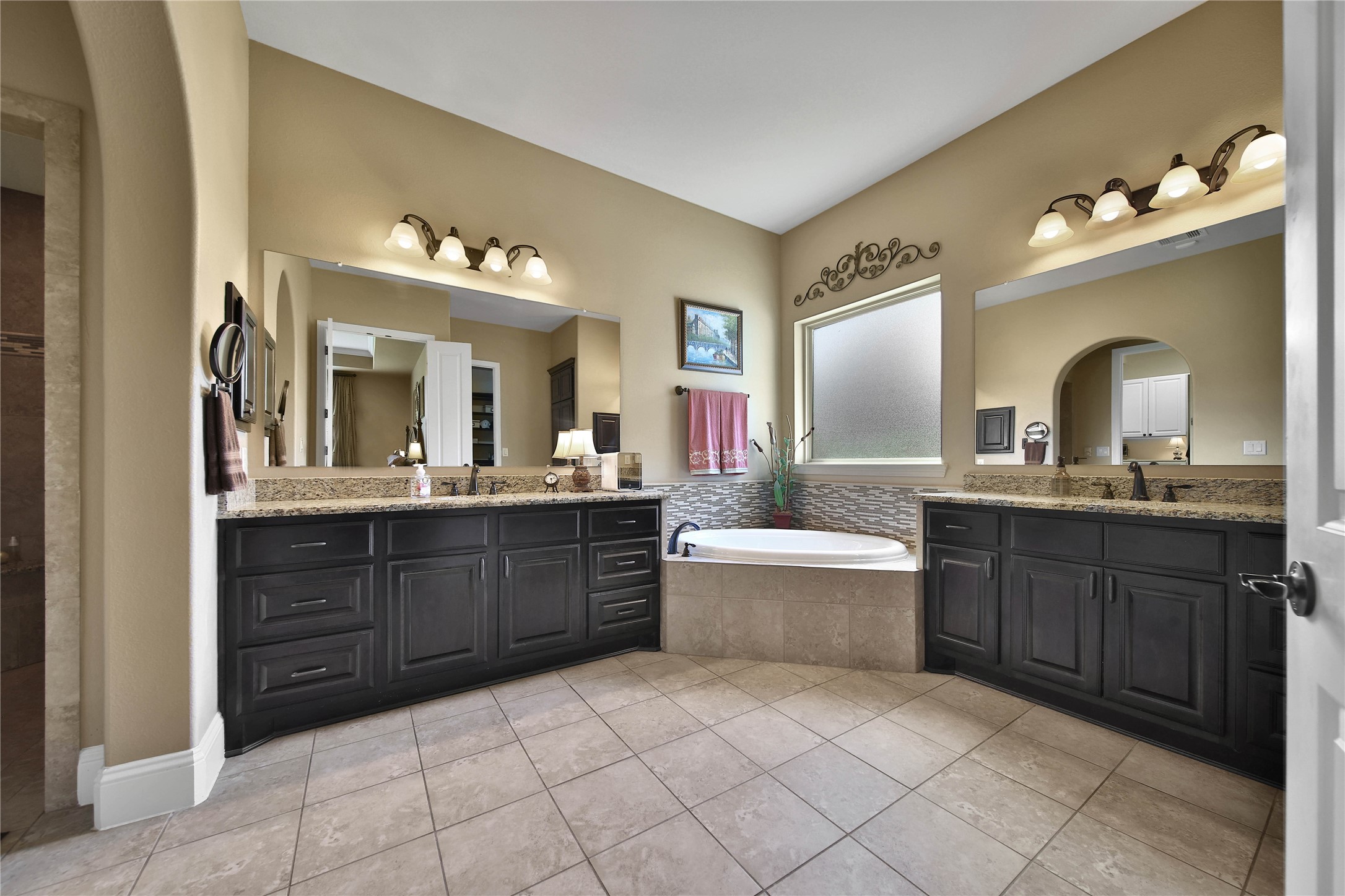 10602 Claythorne Court Property Photo 16
