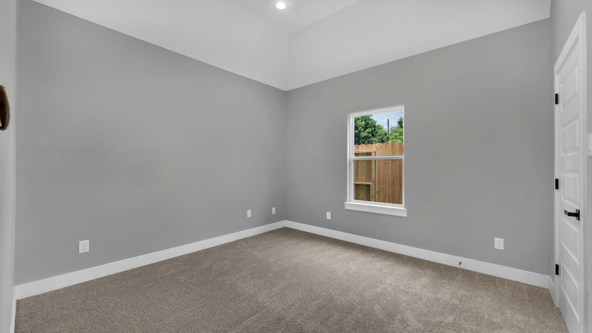 1401 N Main Street Property Photo 24
