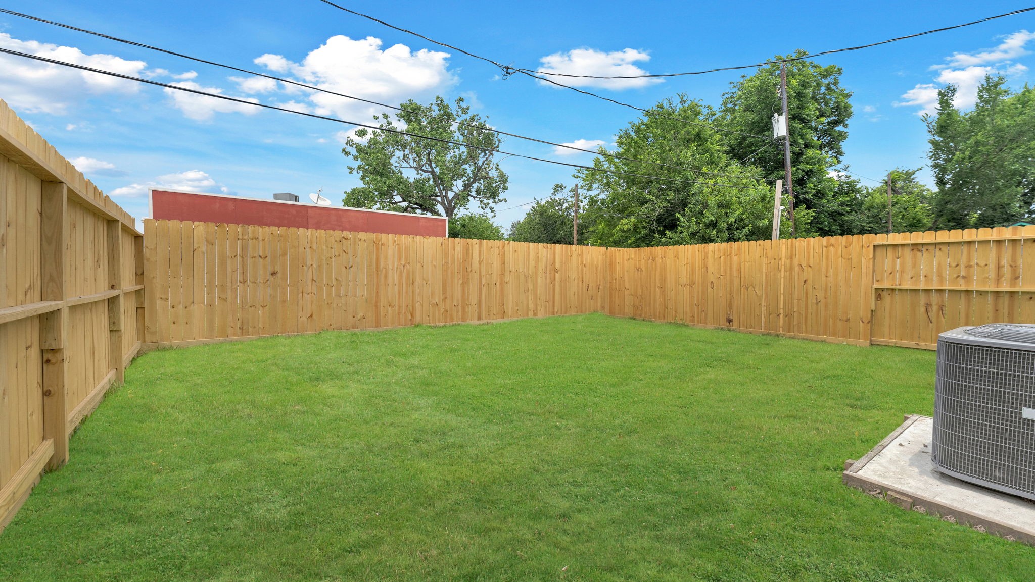 1401 N Main Street Property Photo 32