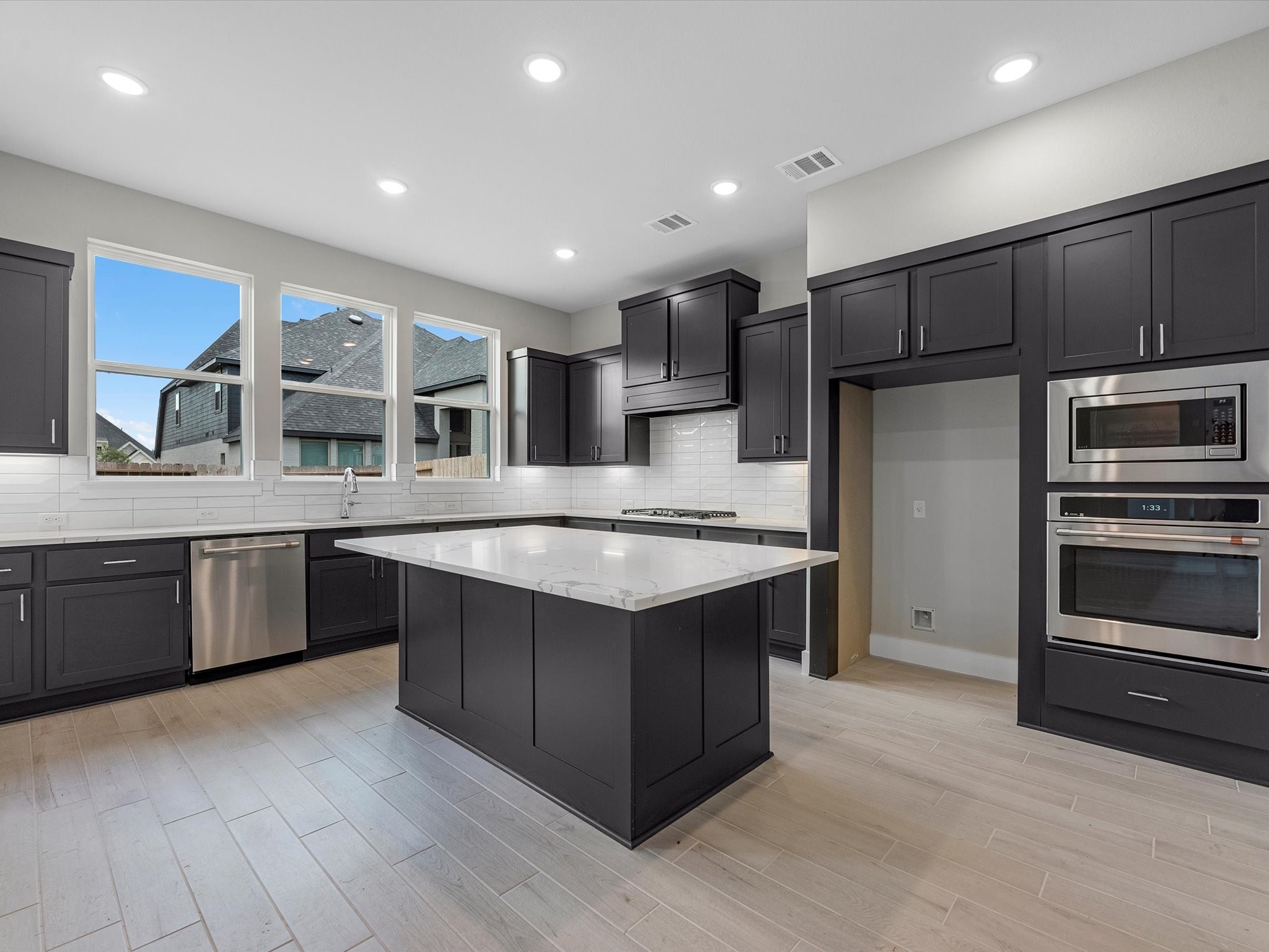 14319 Moonlit Creek Court Property Photo 1