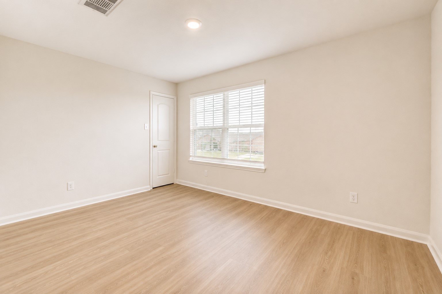 3001 Iron Woods Drive Property Photo 13
