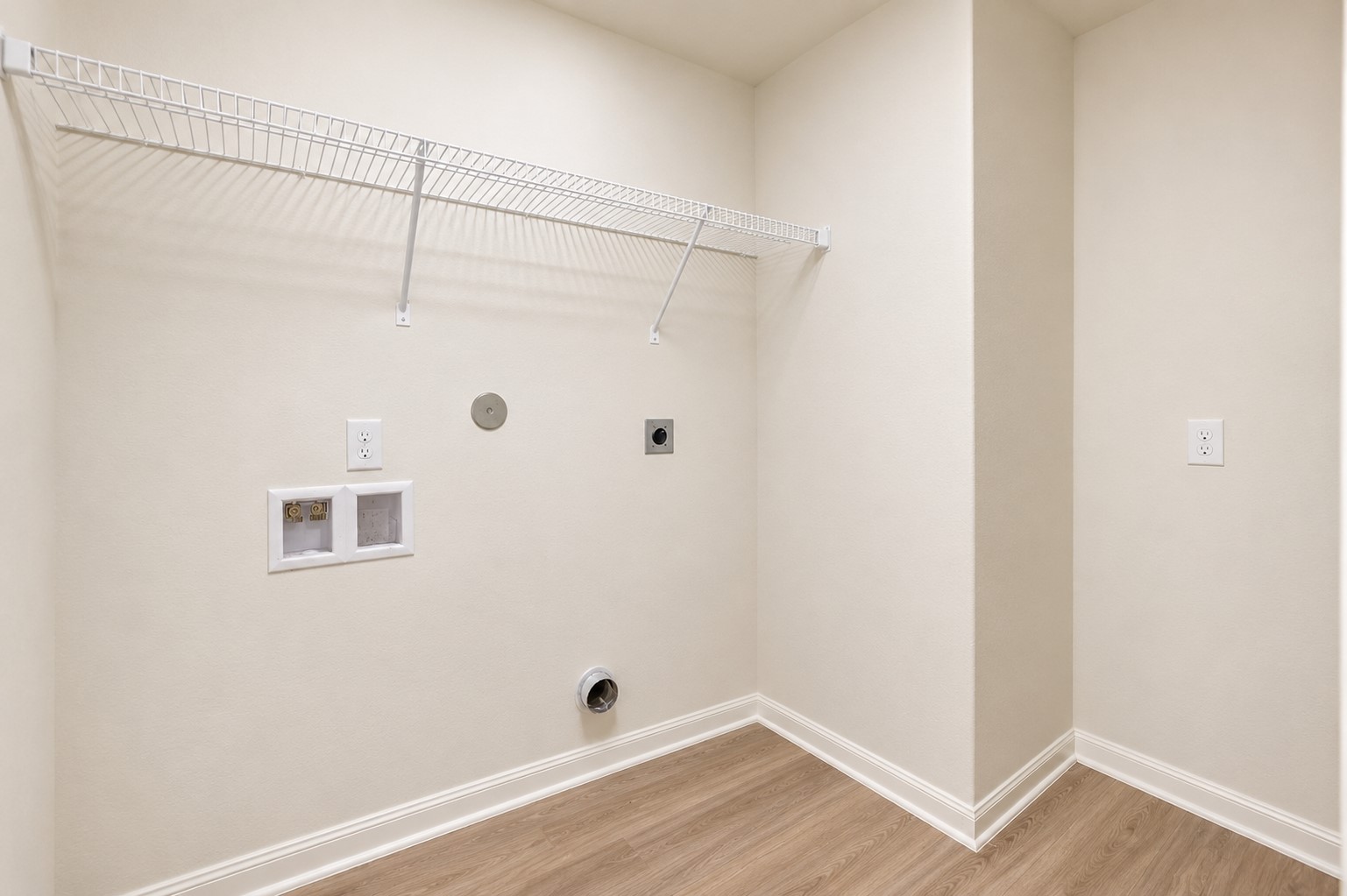 3001 Iron Woods Drive Property Photo 16
