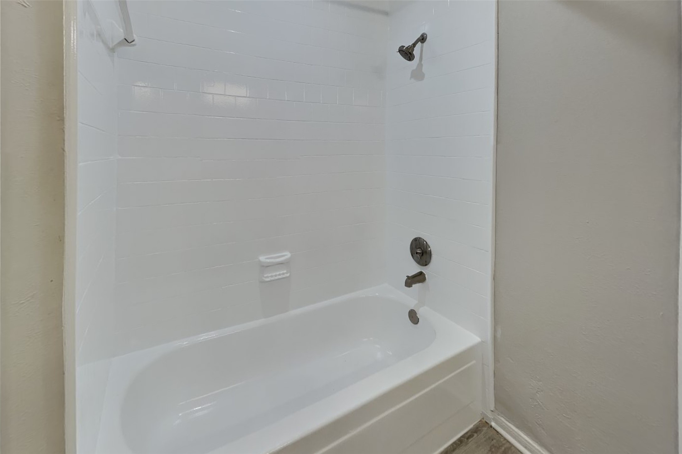17514 Hamilwood Drive Property Photo 10