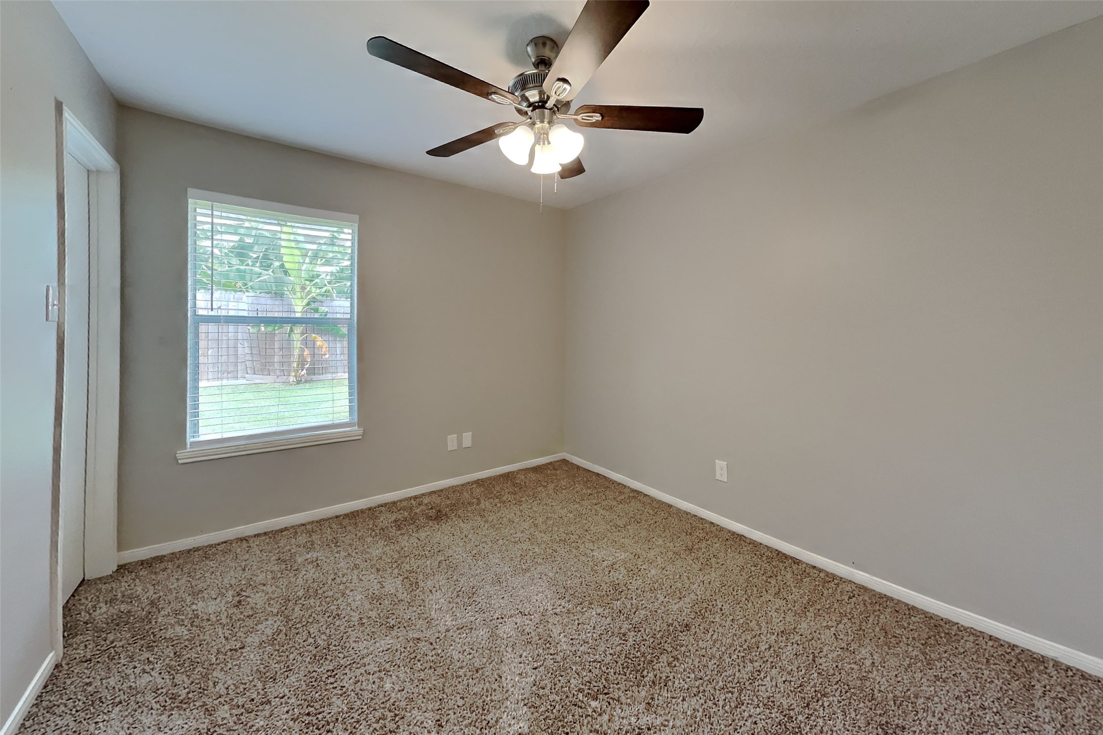 17514 Hamilwood Drive Property Photo 11