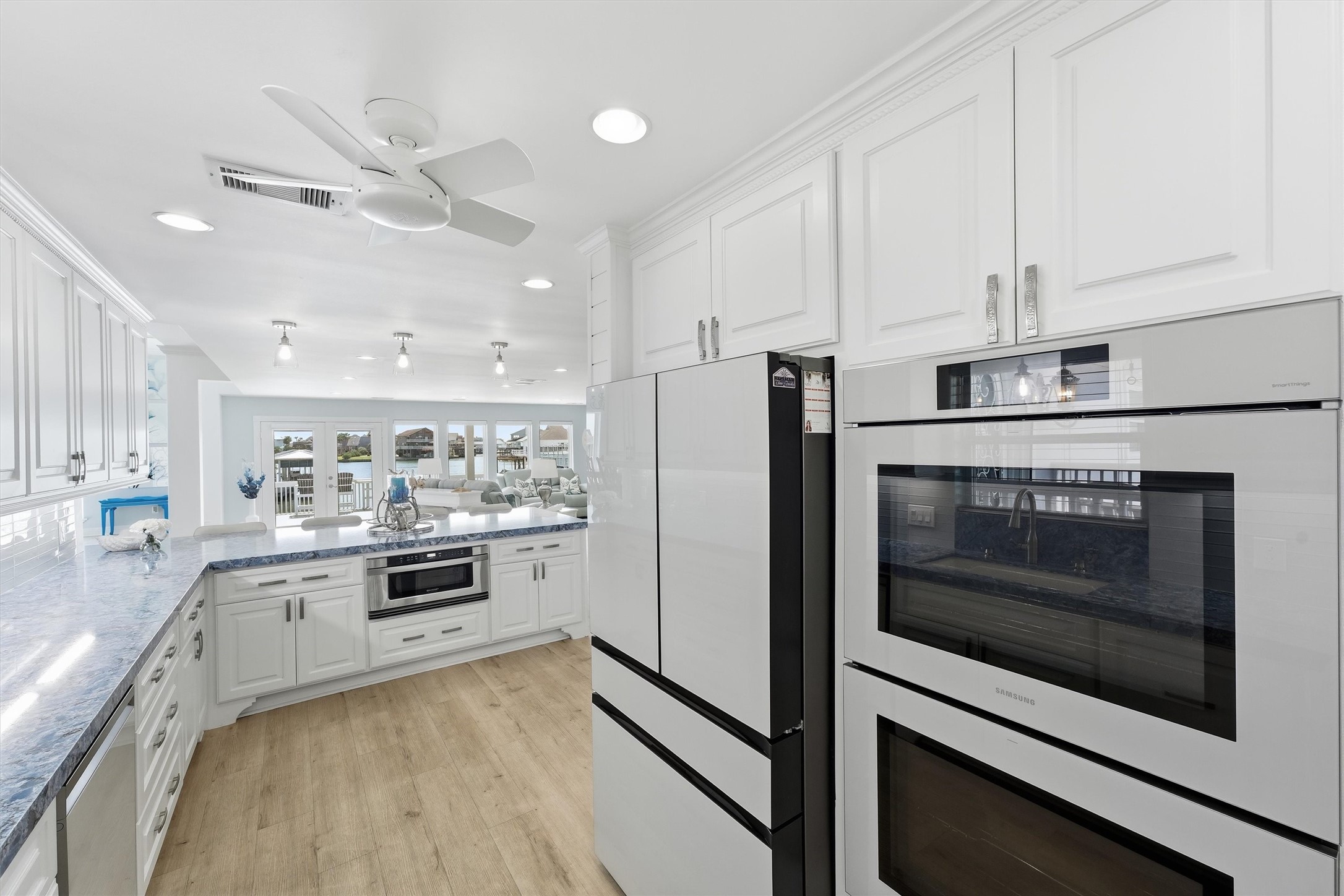 208 Coconut Street Property Photo 11