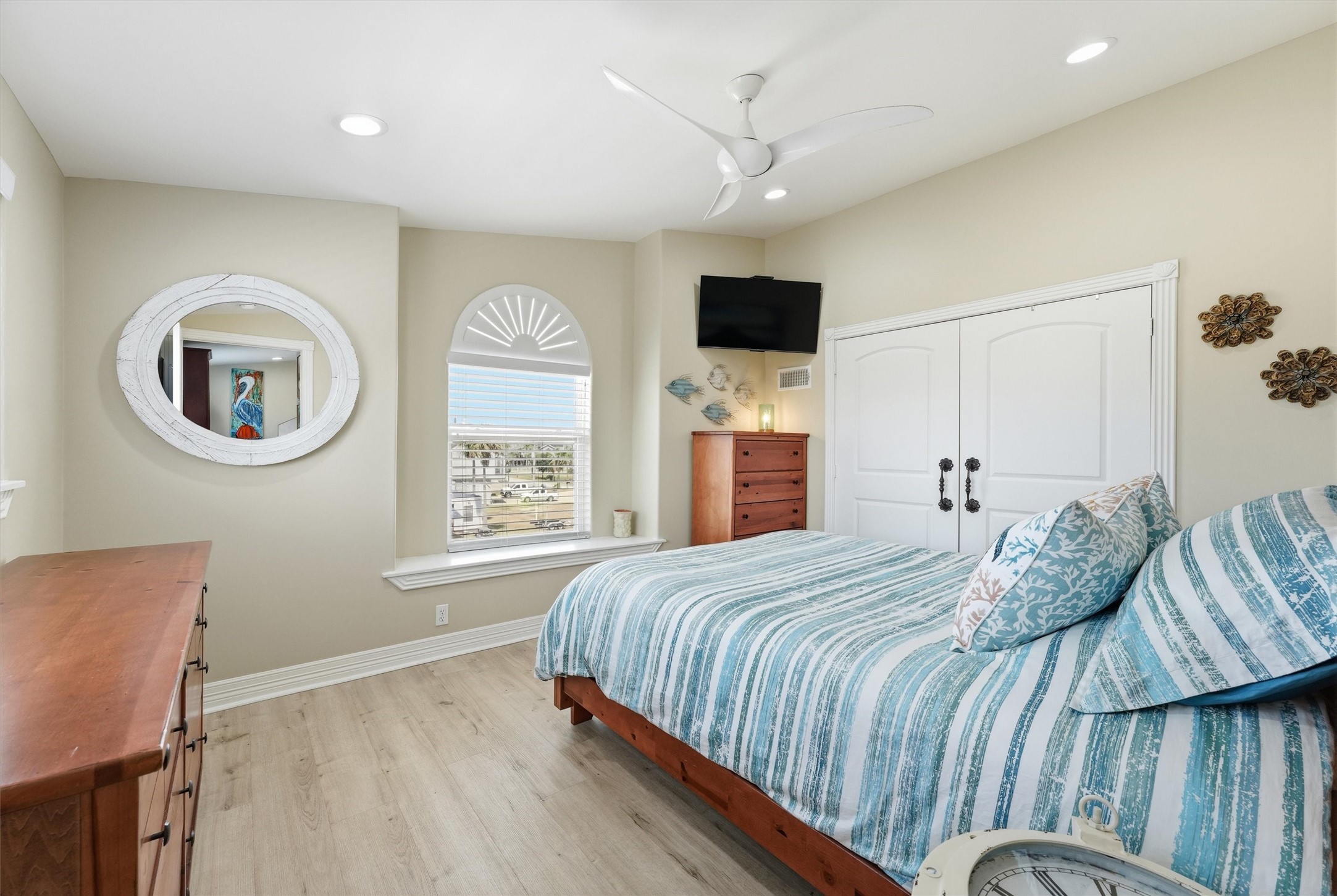208 Coconut Street Property Photo 21