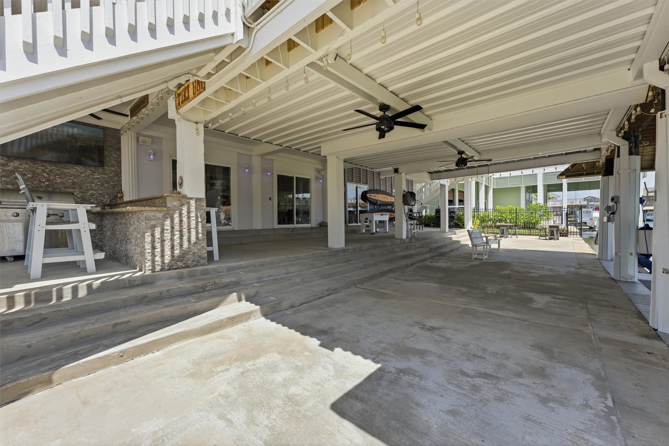 208 Coconut Street Property Photo 31