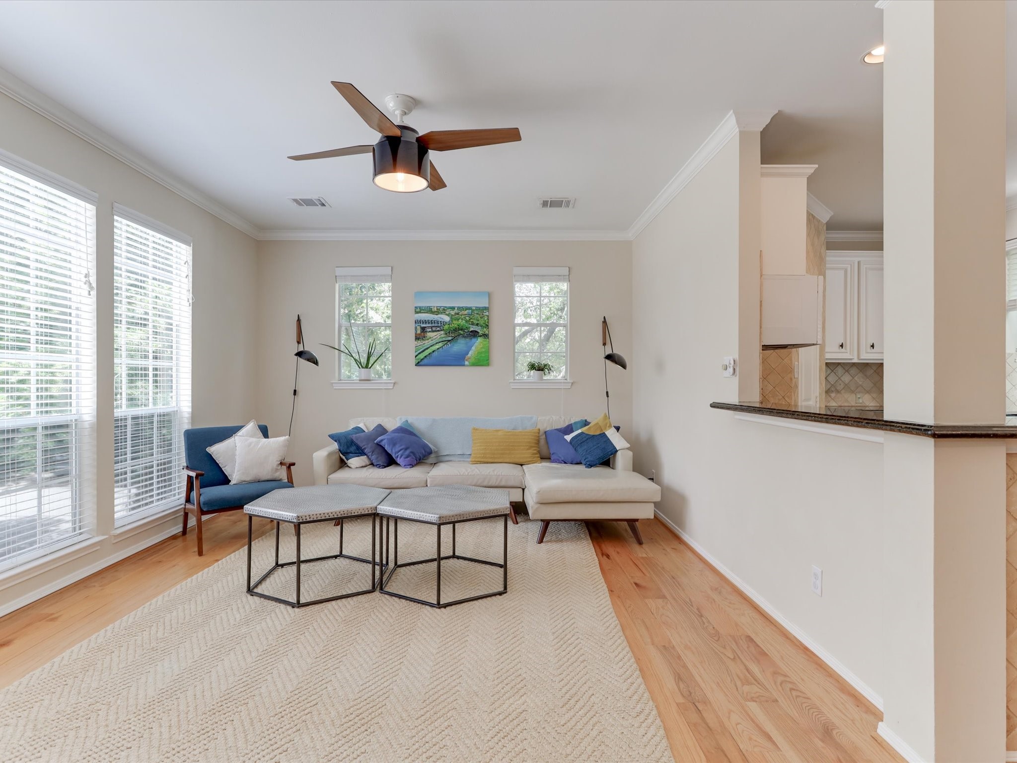 1706 Tuam Street C Property Photo 6