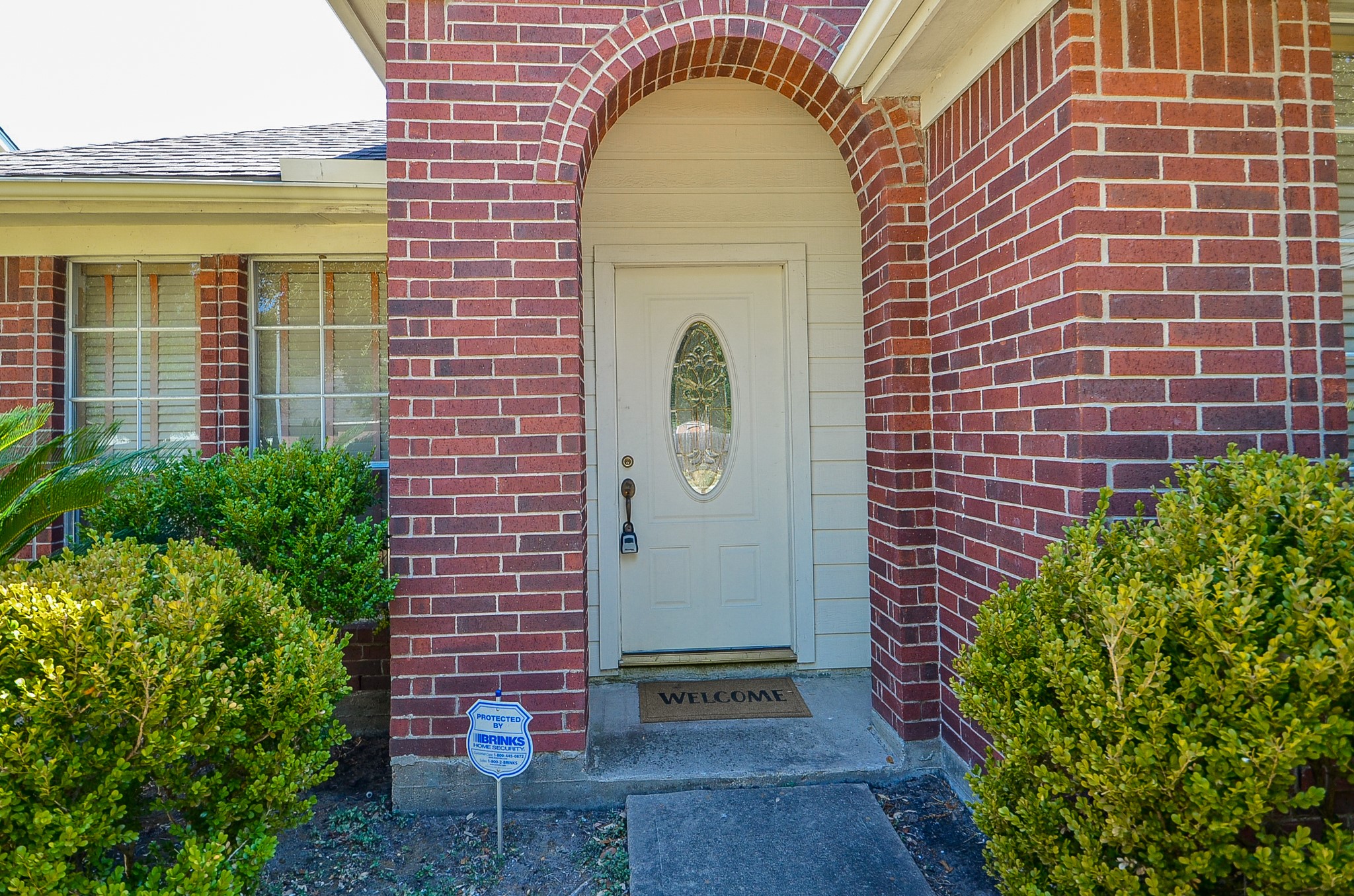 17315 Kenton Crossing Lane Property Photo 2