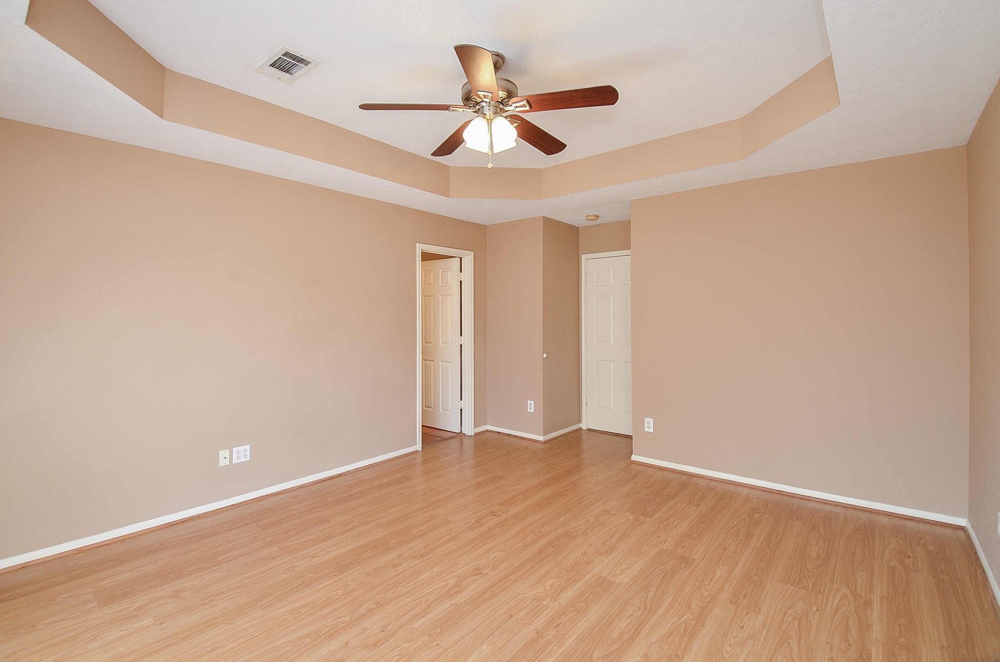 17315 Kenton Crossing Lane Property Photo 15