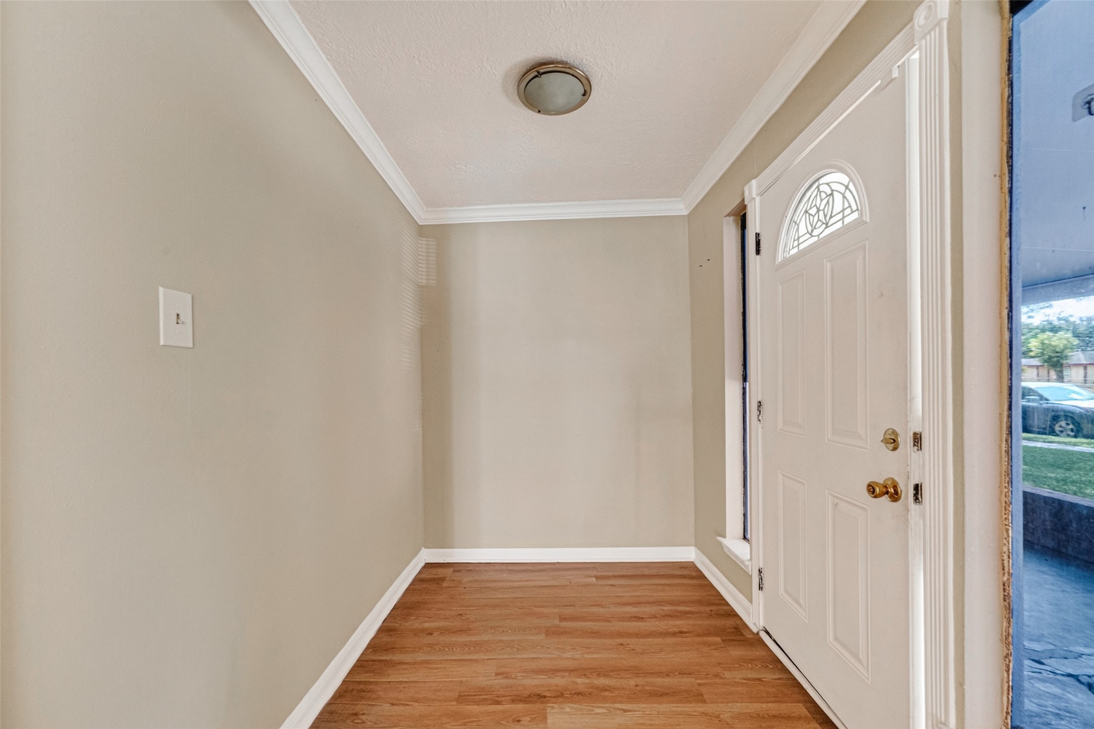 1504 Lawrence Avenue Property Photo 24