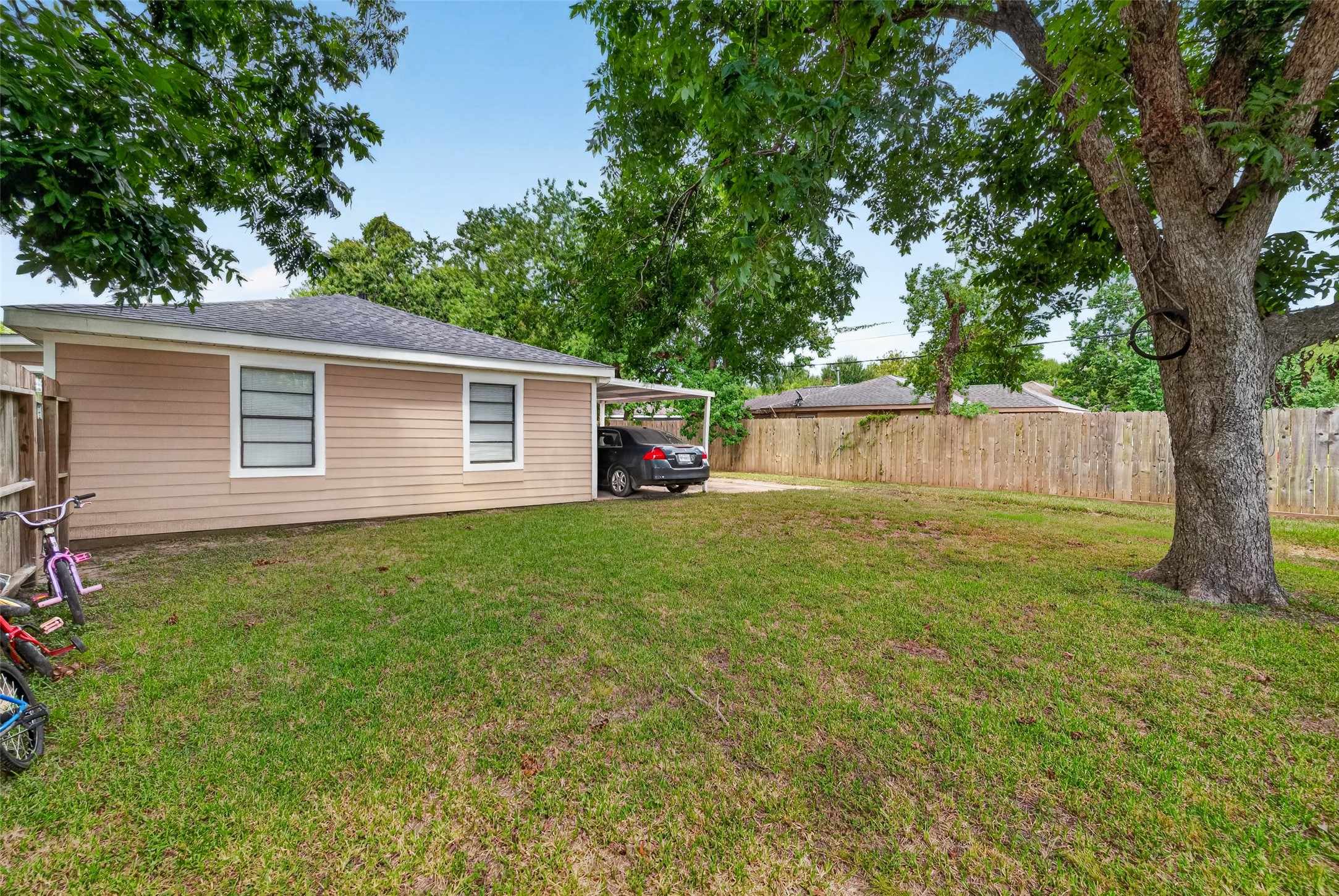 1504 Lawrence Avenue Property Photo 37