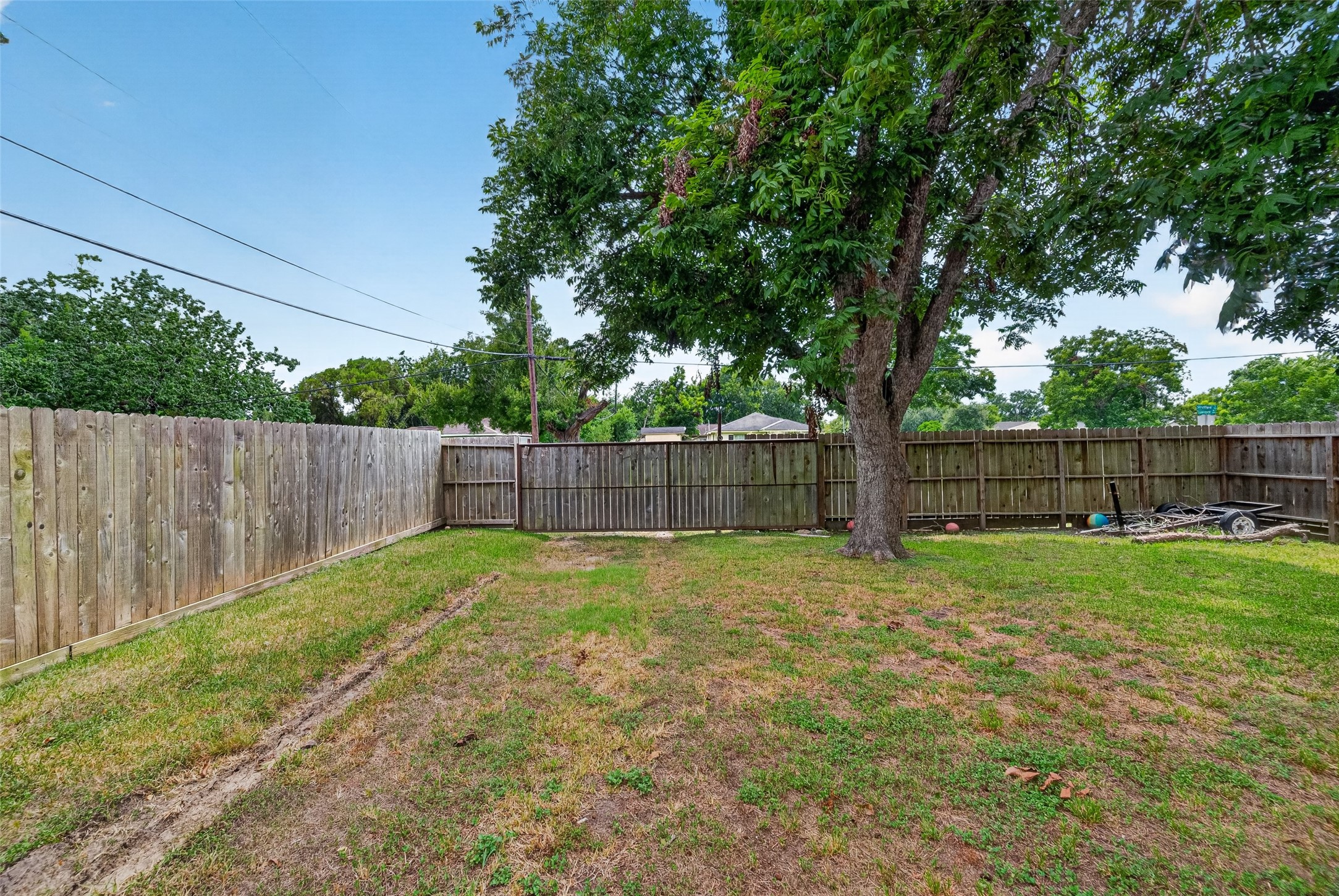 1504 Lawrence Avenue Property Photo 40