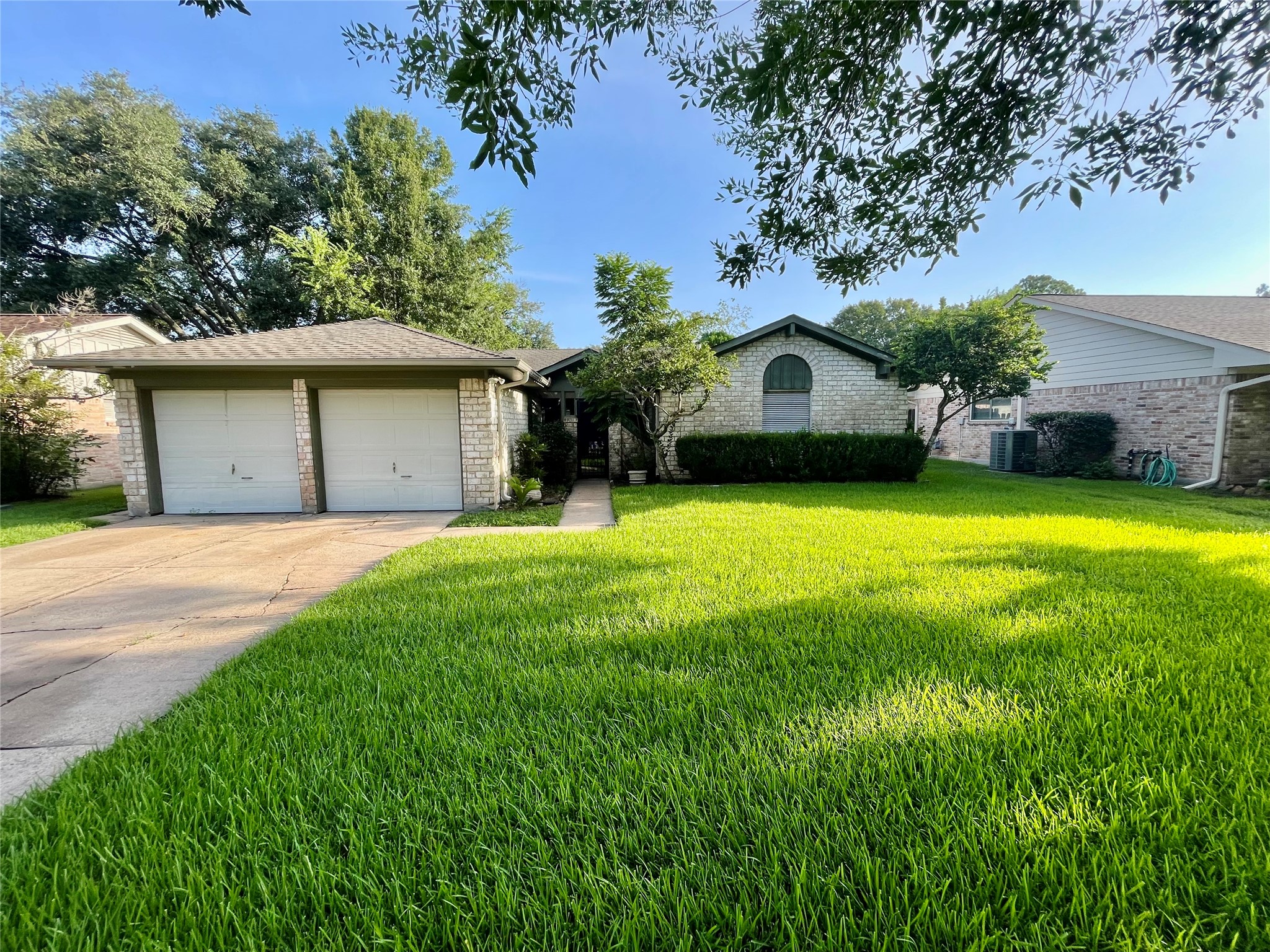 12854 Westhorpe Drive Property Photo 1