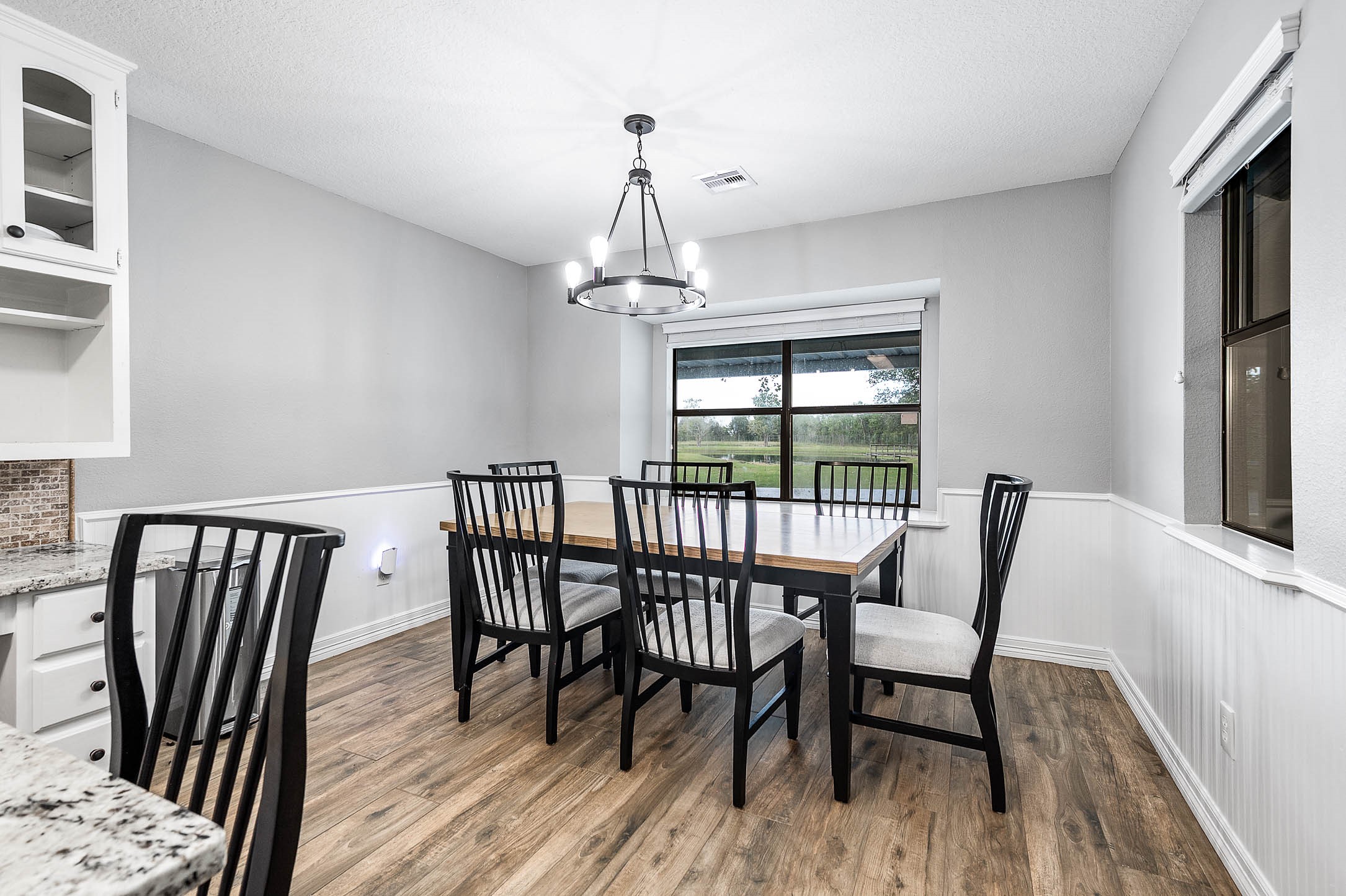 16610 Meadow Lane Property Photo 10
