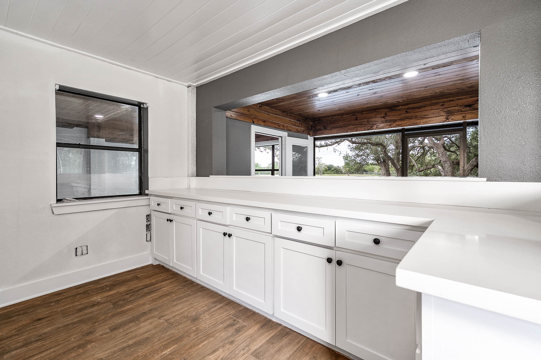 16610 Meadow Lane Property Photo 15