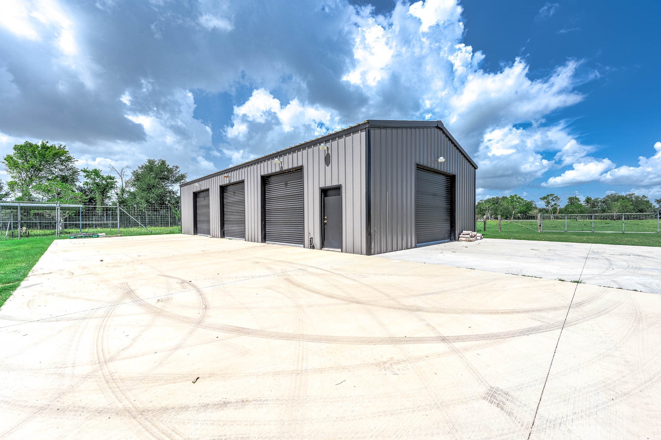 16610 Meadow Lane Property Photo 32