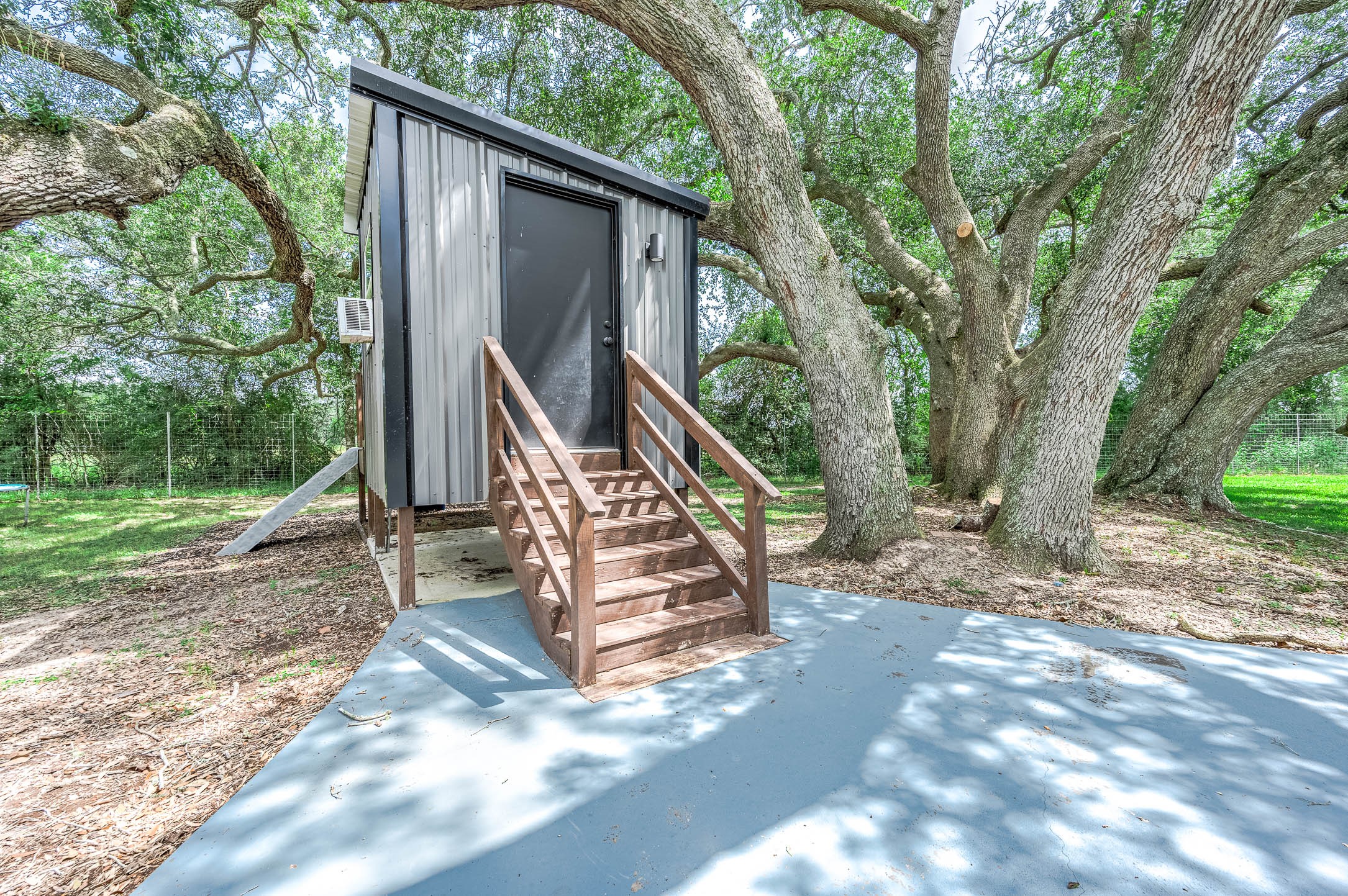 16610 Meadow Lane Property Photo 42