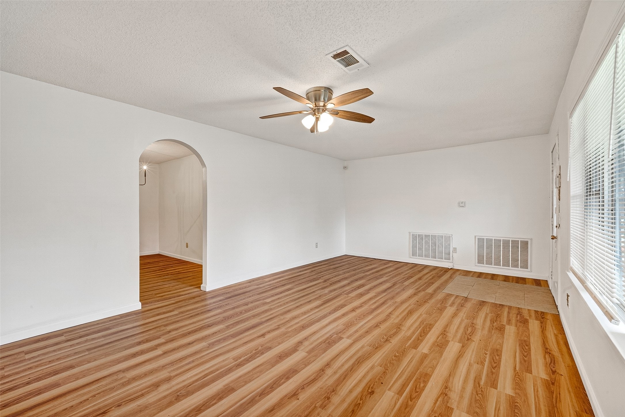 7426 Miley Street Property Photo 5
