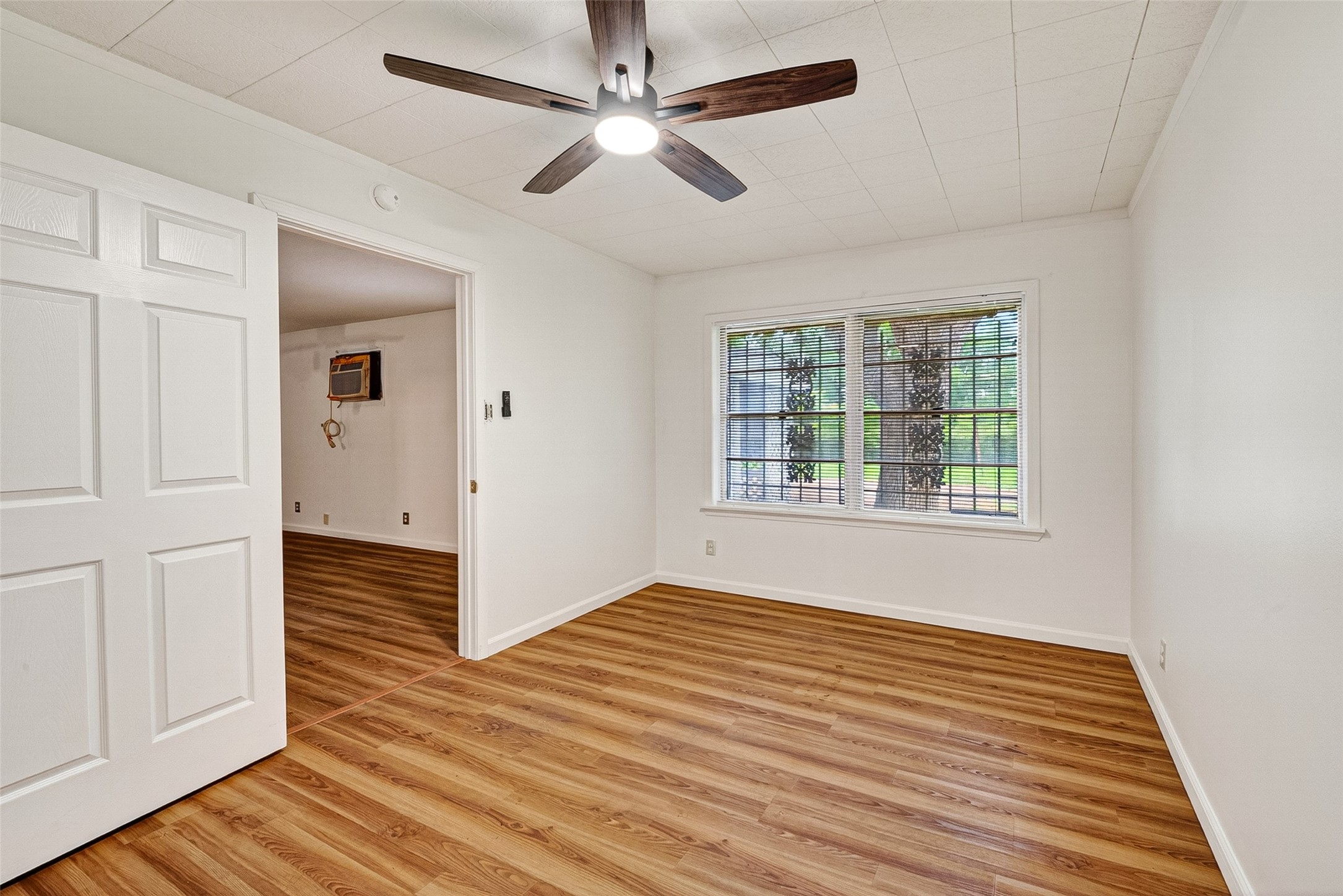7426 Miley Street Property Photo 14