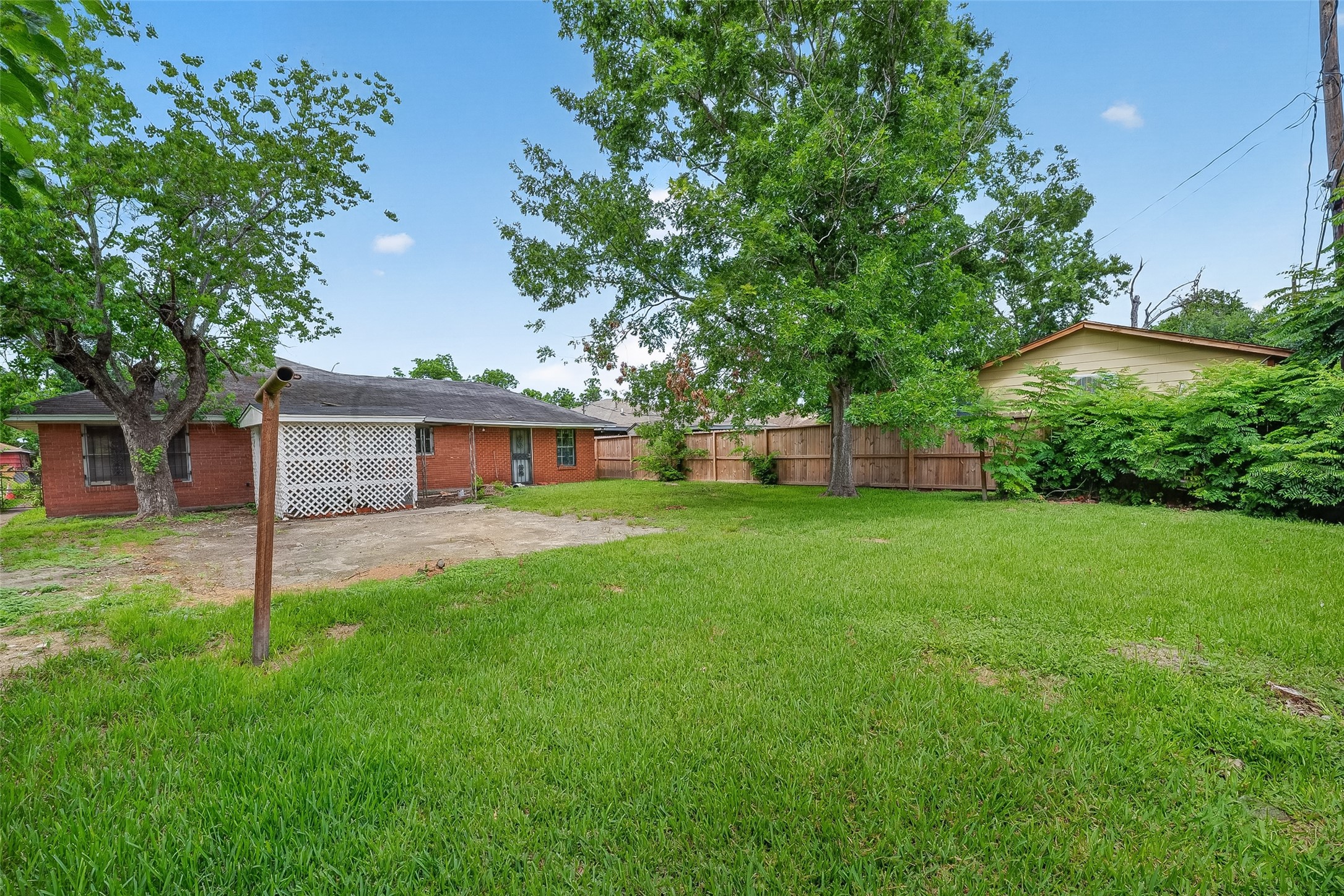 7426 Miley Street Property Photo 25