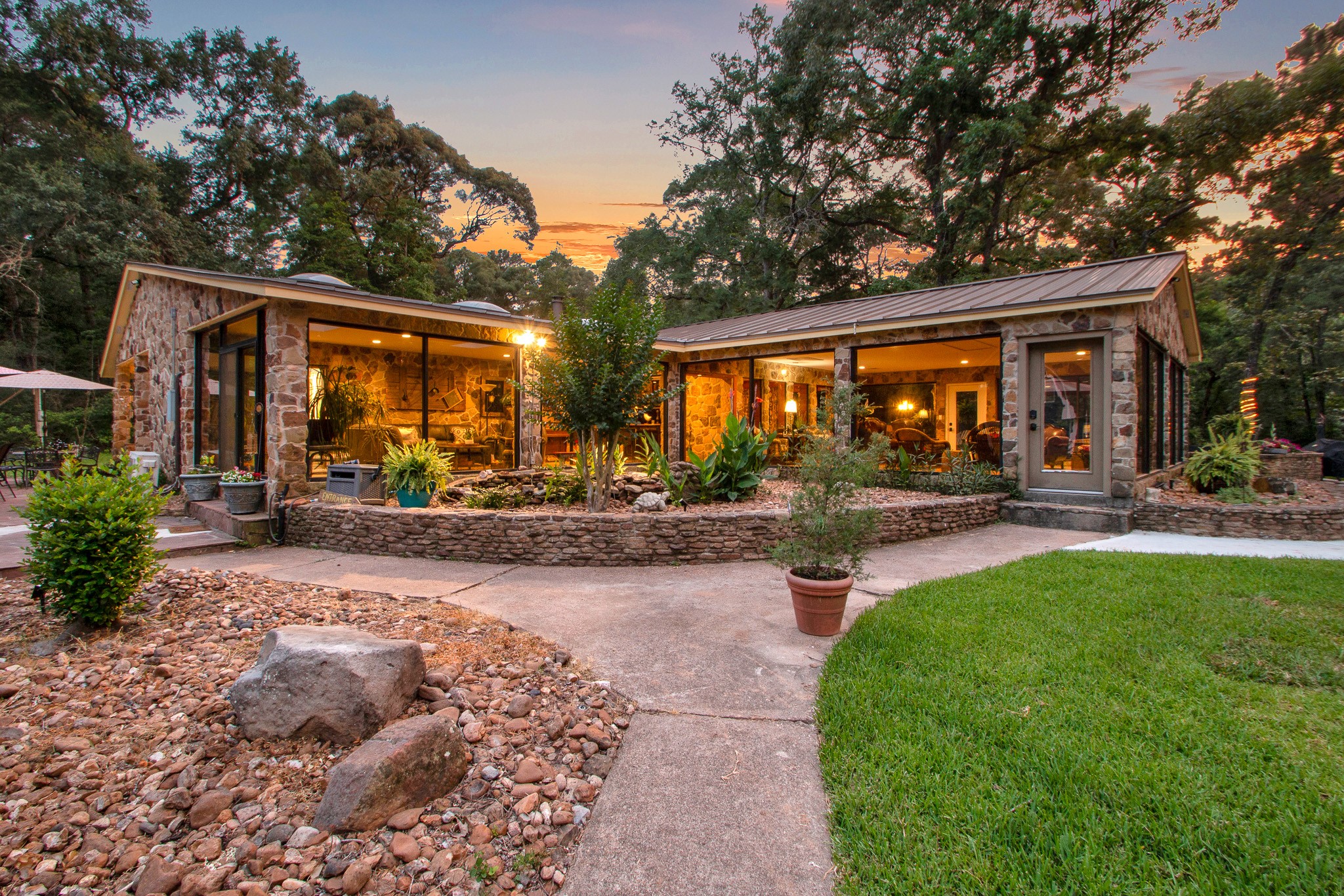 22827 Edward Lane Property Photo