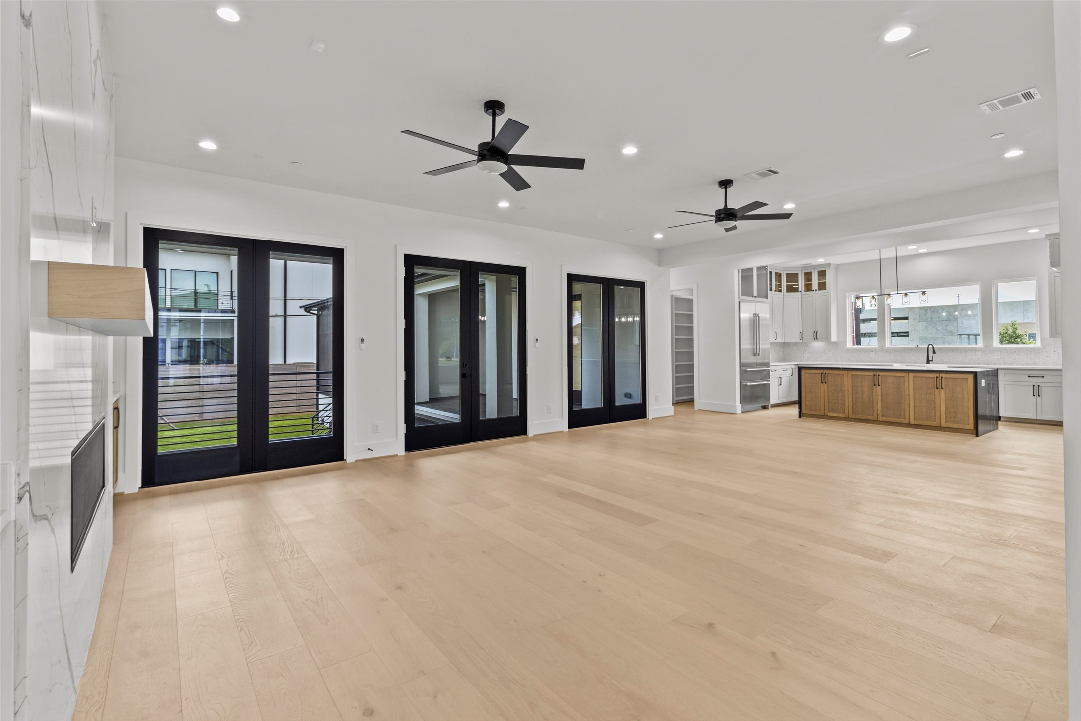 5009 Holt Street Property Photo 12