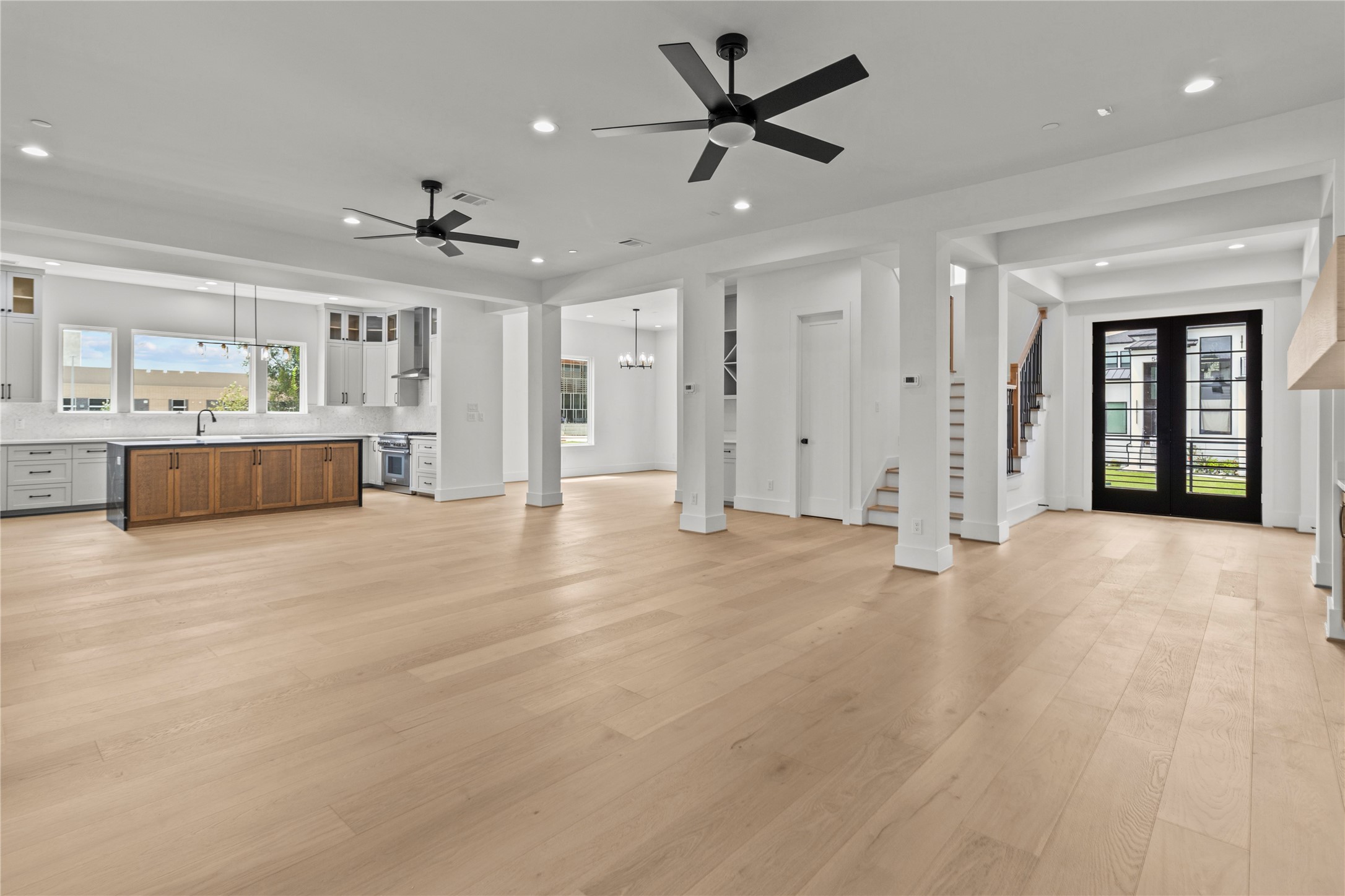 5009 Holt Street Property Photo 13