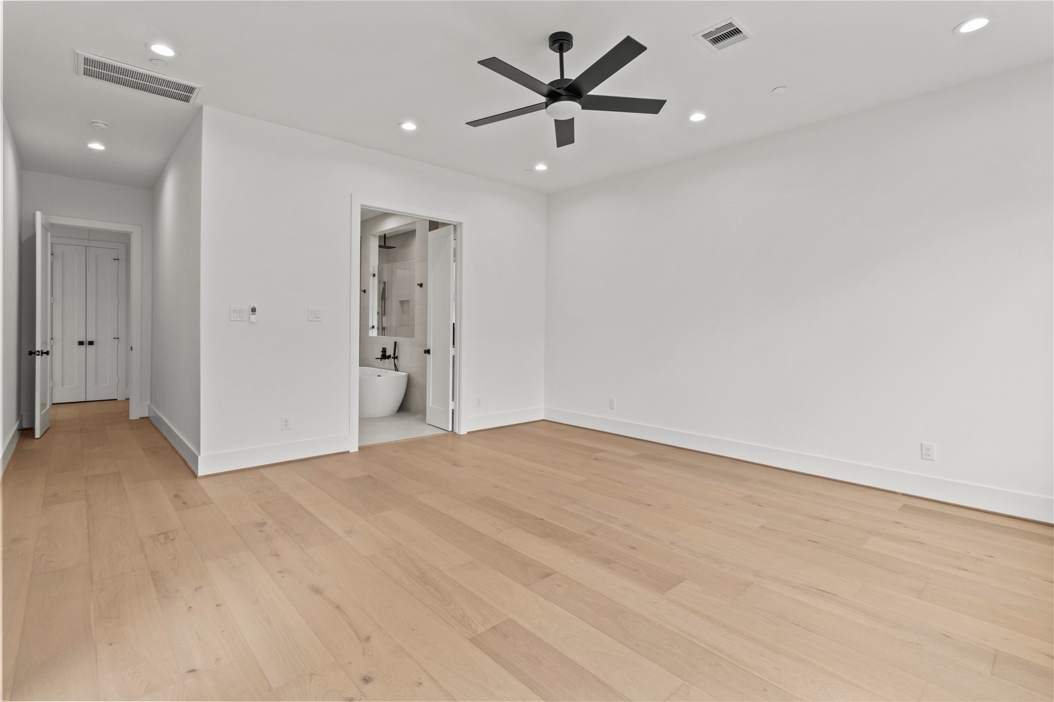 5009 Holt Street Property Photo 21