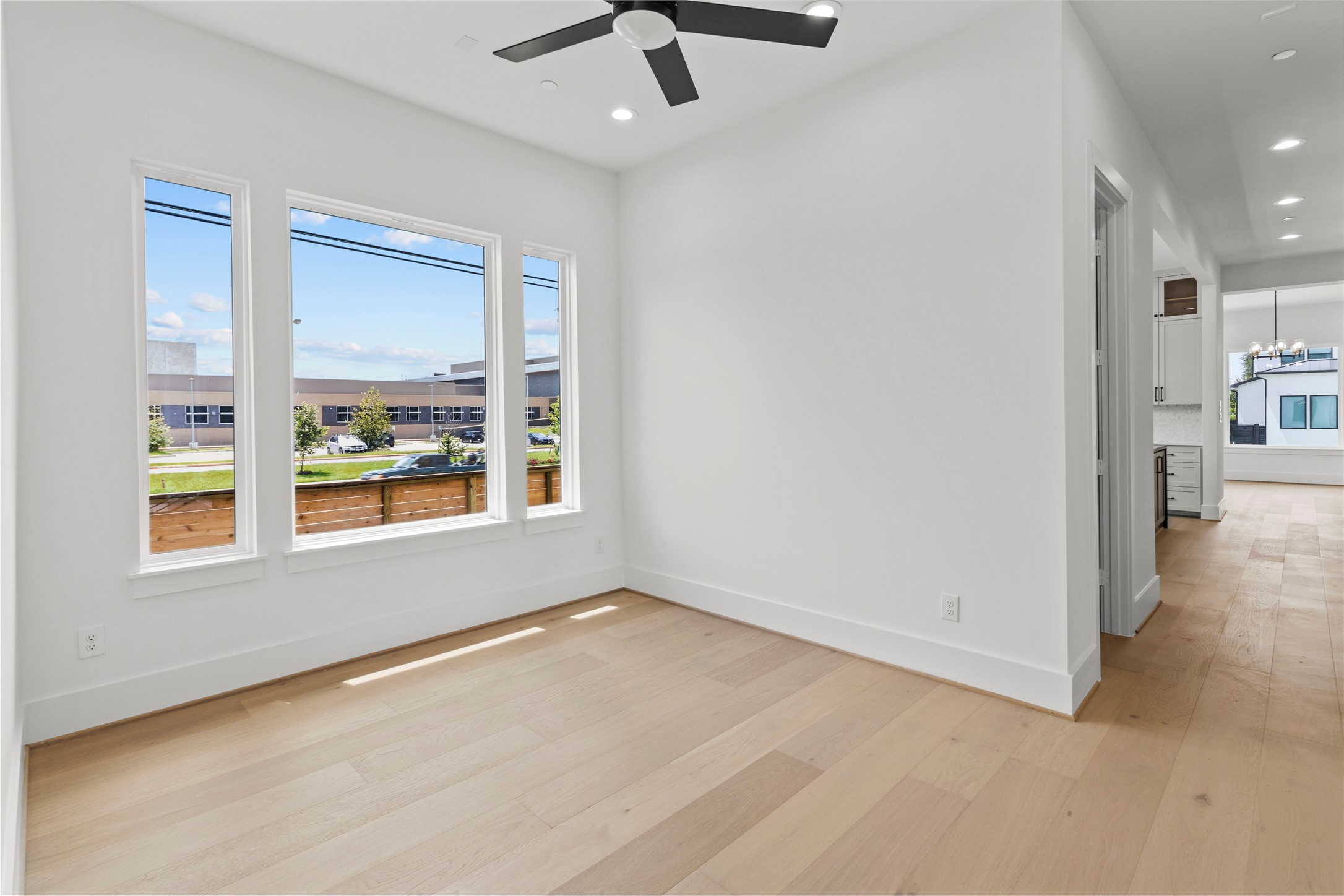 5009 Holt Street Property Photo 36
