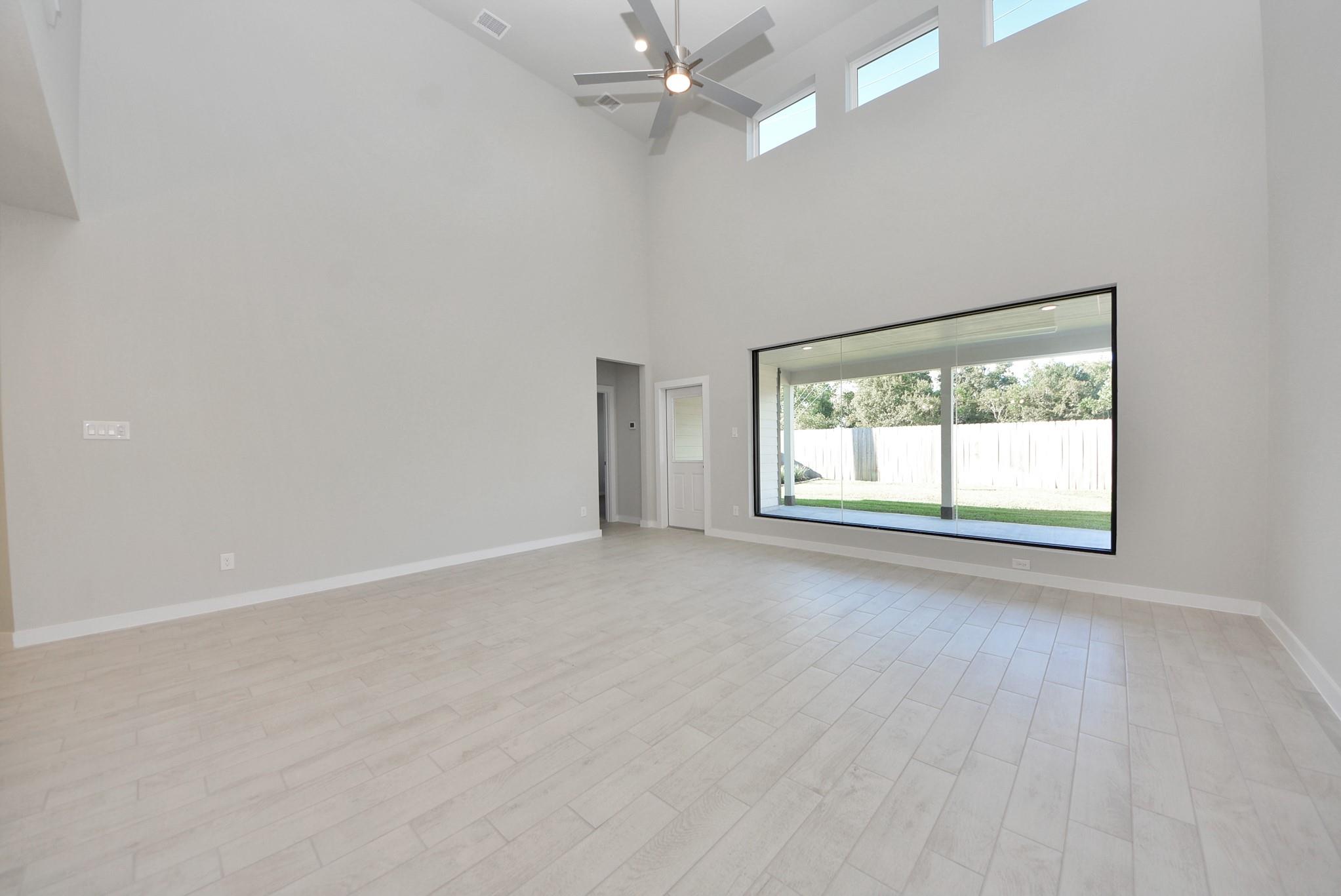 15111 Statice Trail, Houston Tx 77044 Property Photo 16