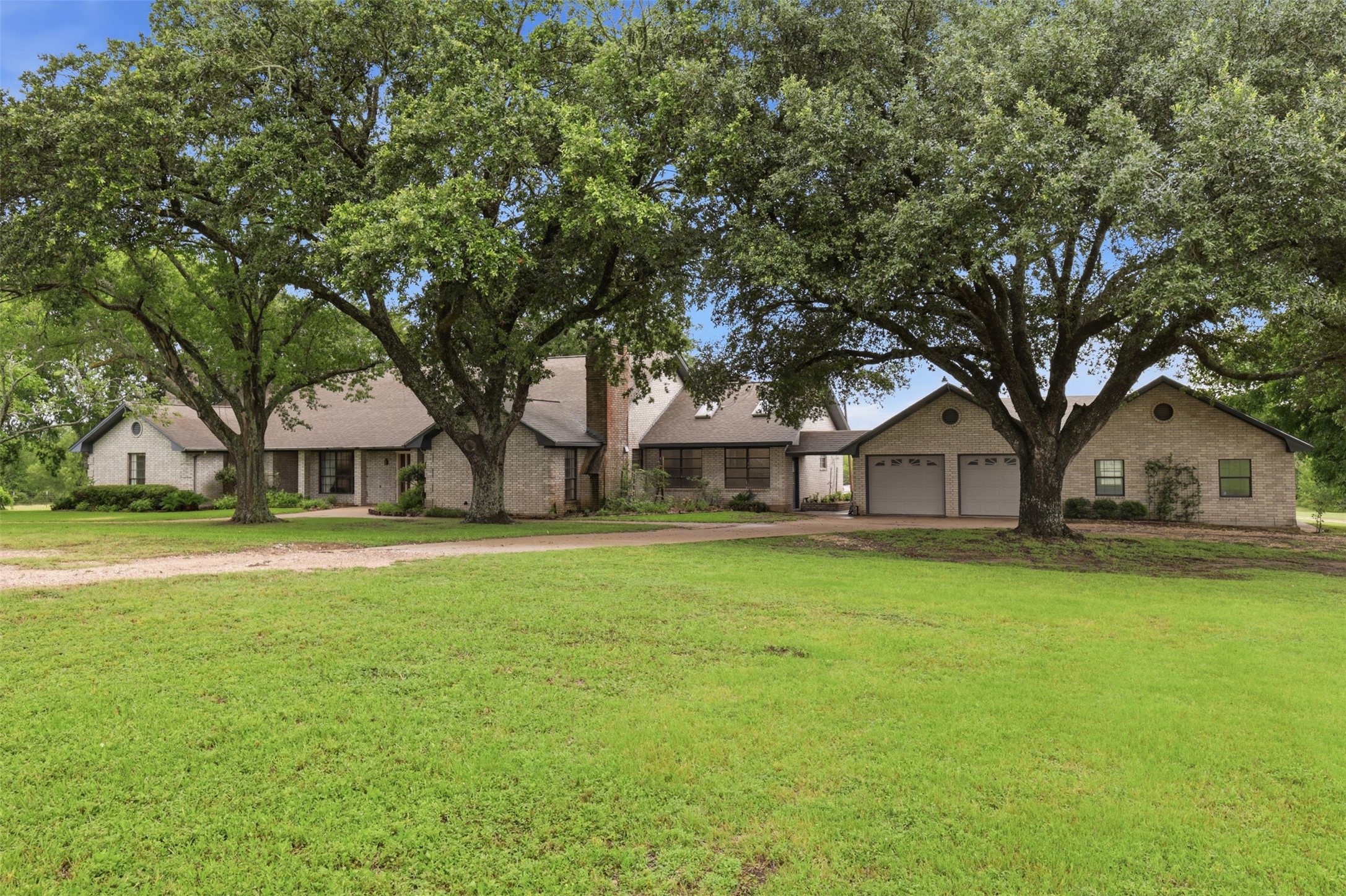4124 Fm 149 Road W Property Photo 1