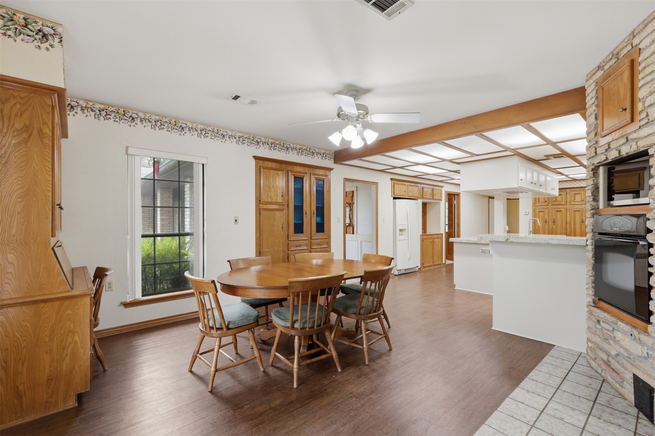 4124 Fm 149 Road W Property Photo 11