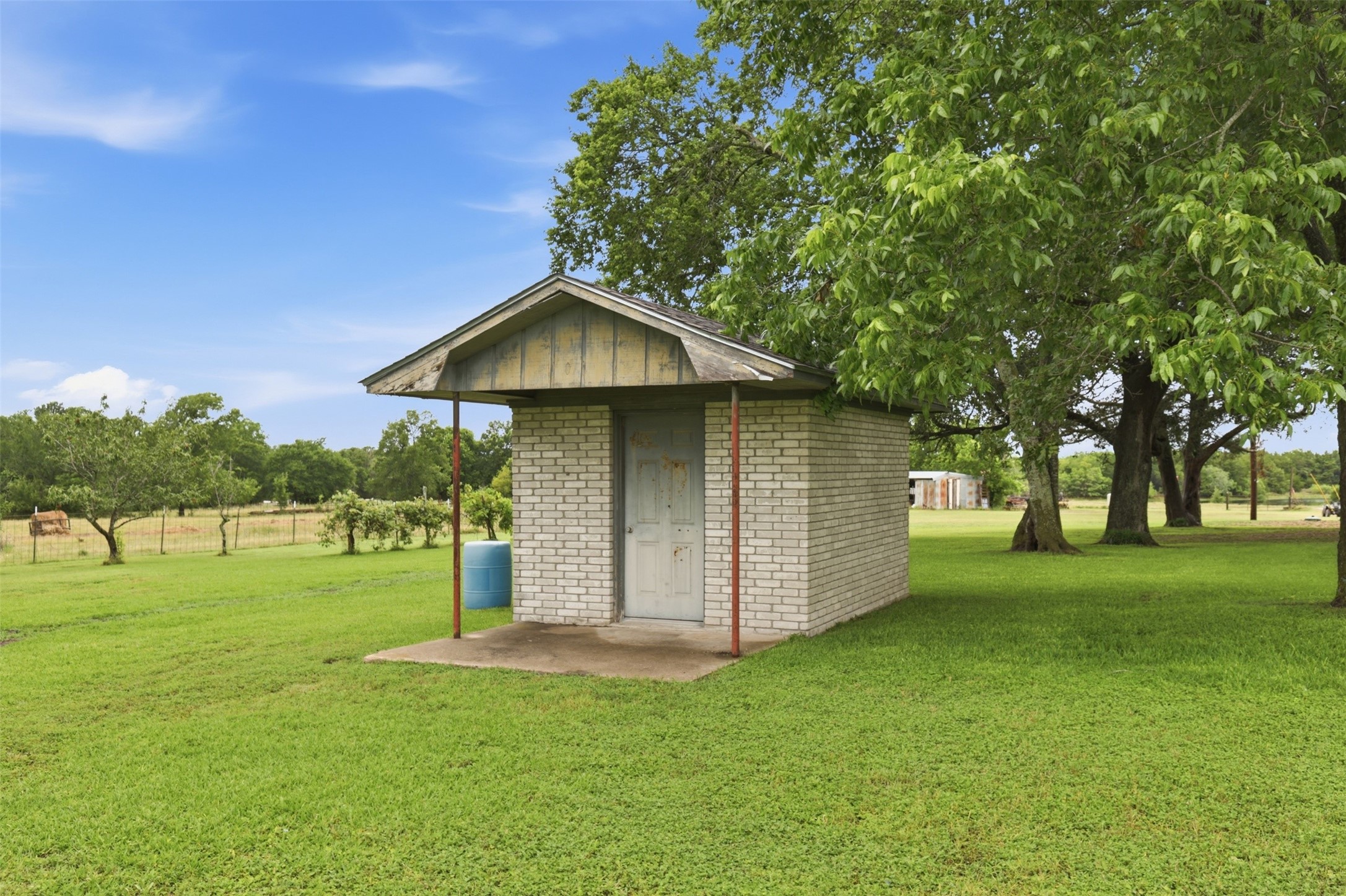 4124 Fm 149 Road W Property Photo 31