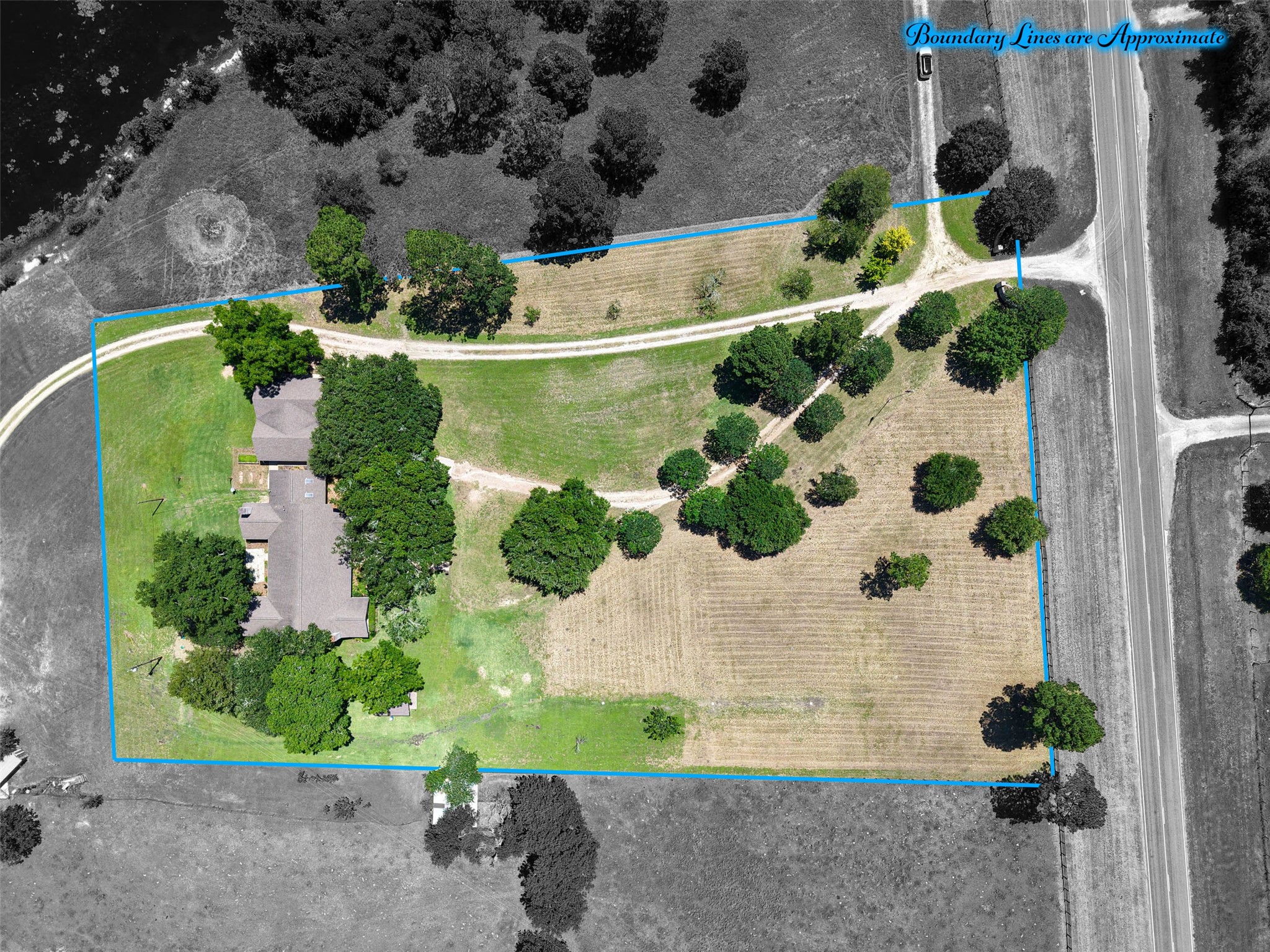 4124 Fm 149 Road W Property Photo 33