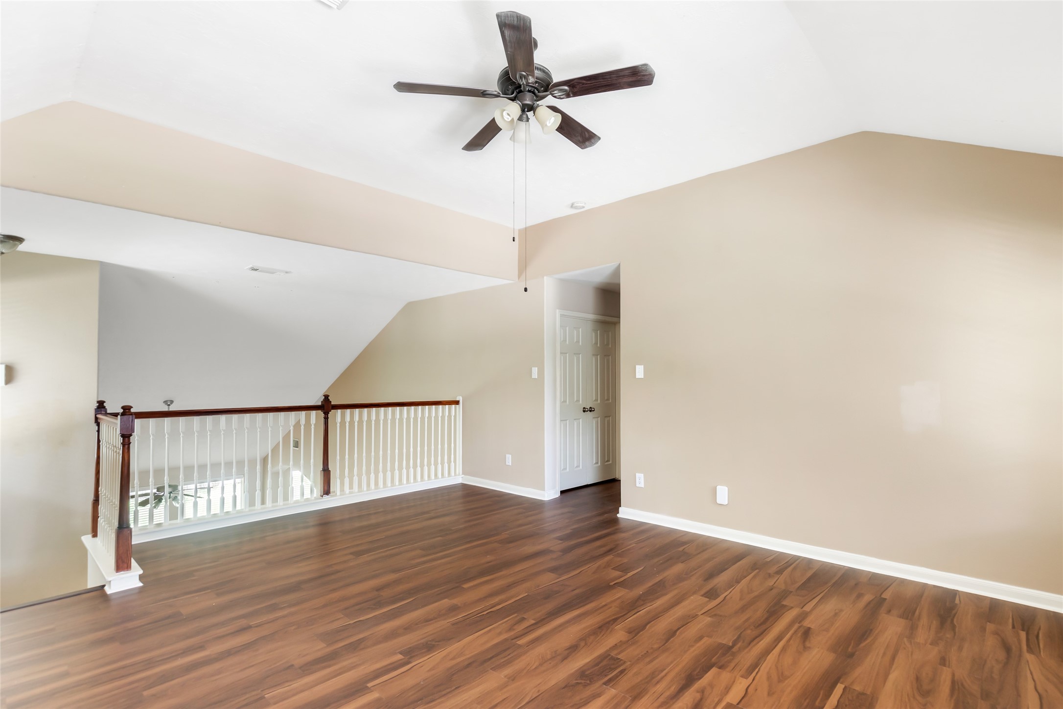 26032 Royal Emerald Lane Property Photo 39