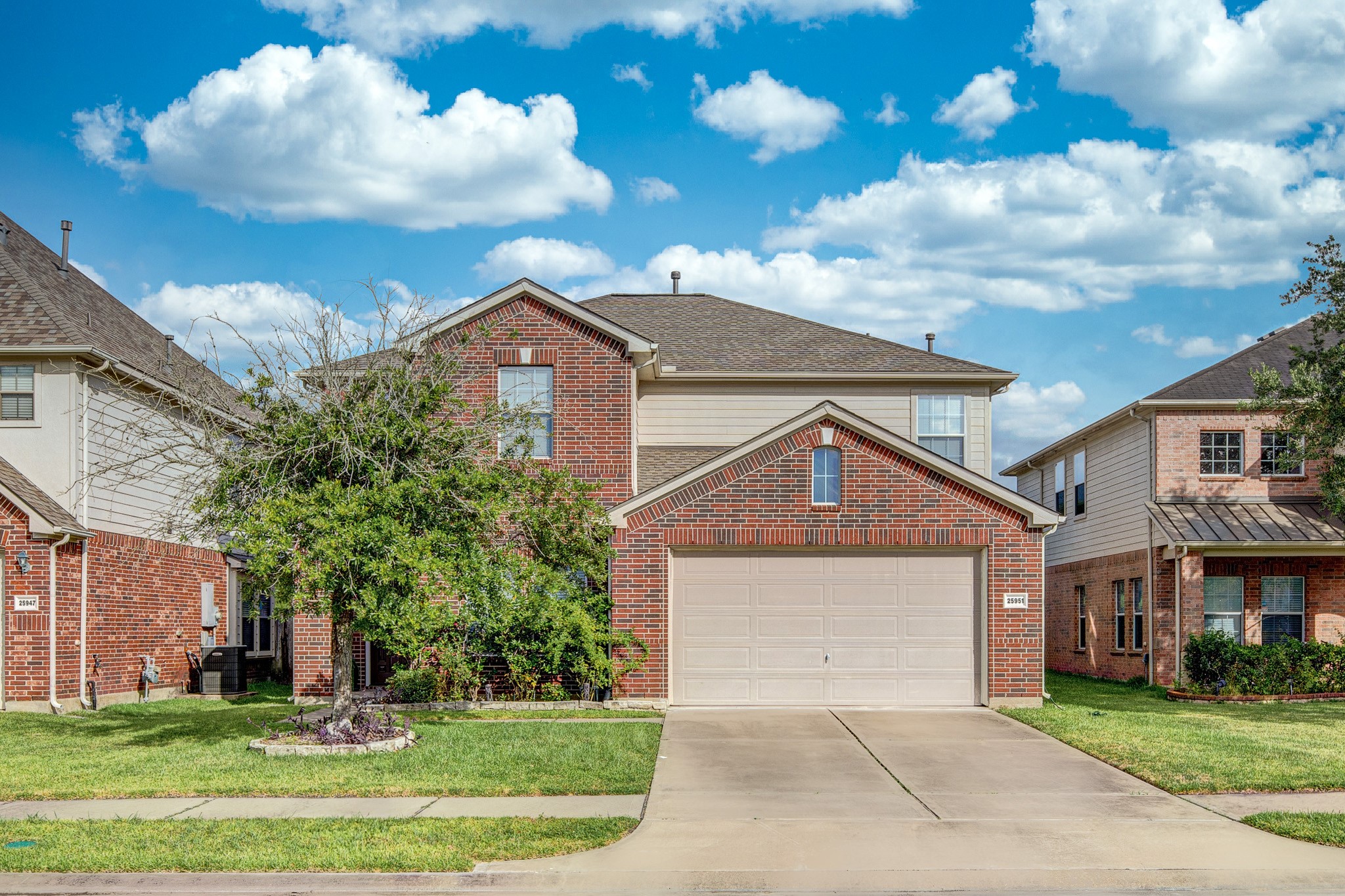 25951 Ravenside Drive Property Photo 1