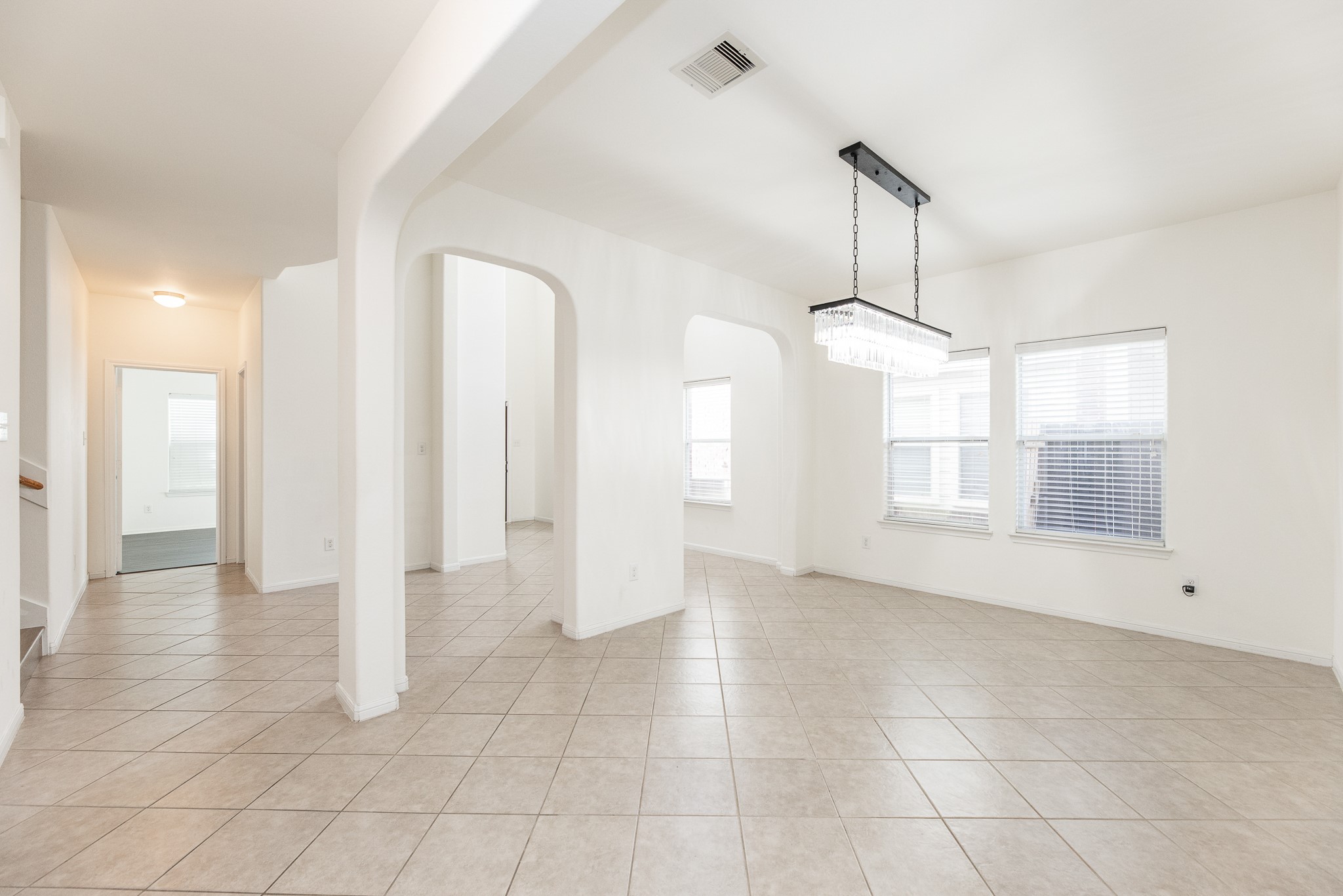 25951 Ravenside Drive Property Photo 10